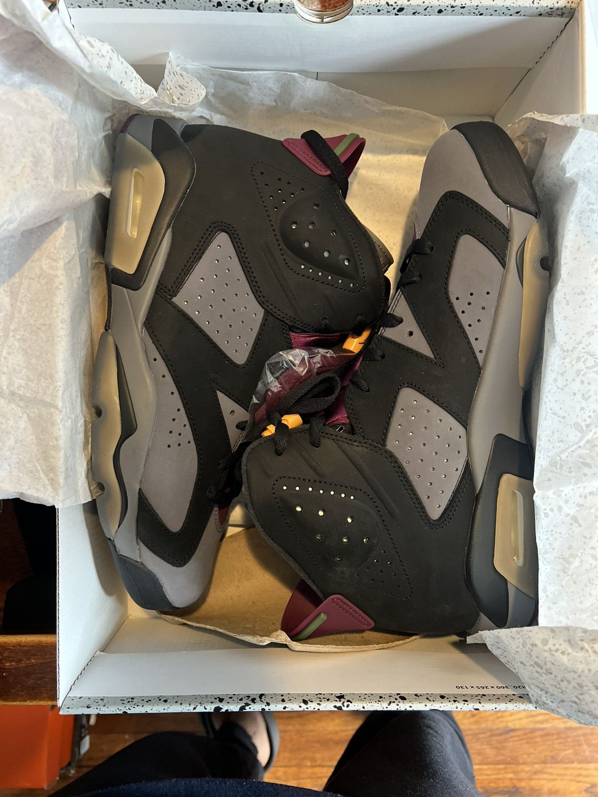 Jordan Brand Jordan Bordeaux 6s Size US 11 / EU 44 - 3 Thumbnail