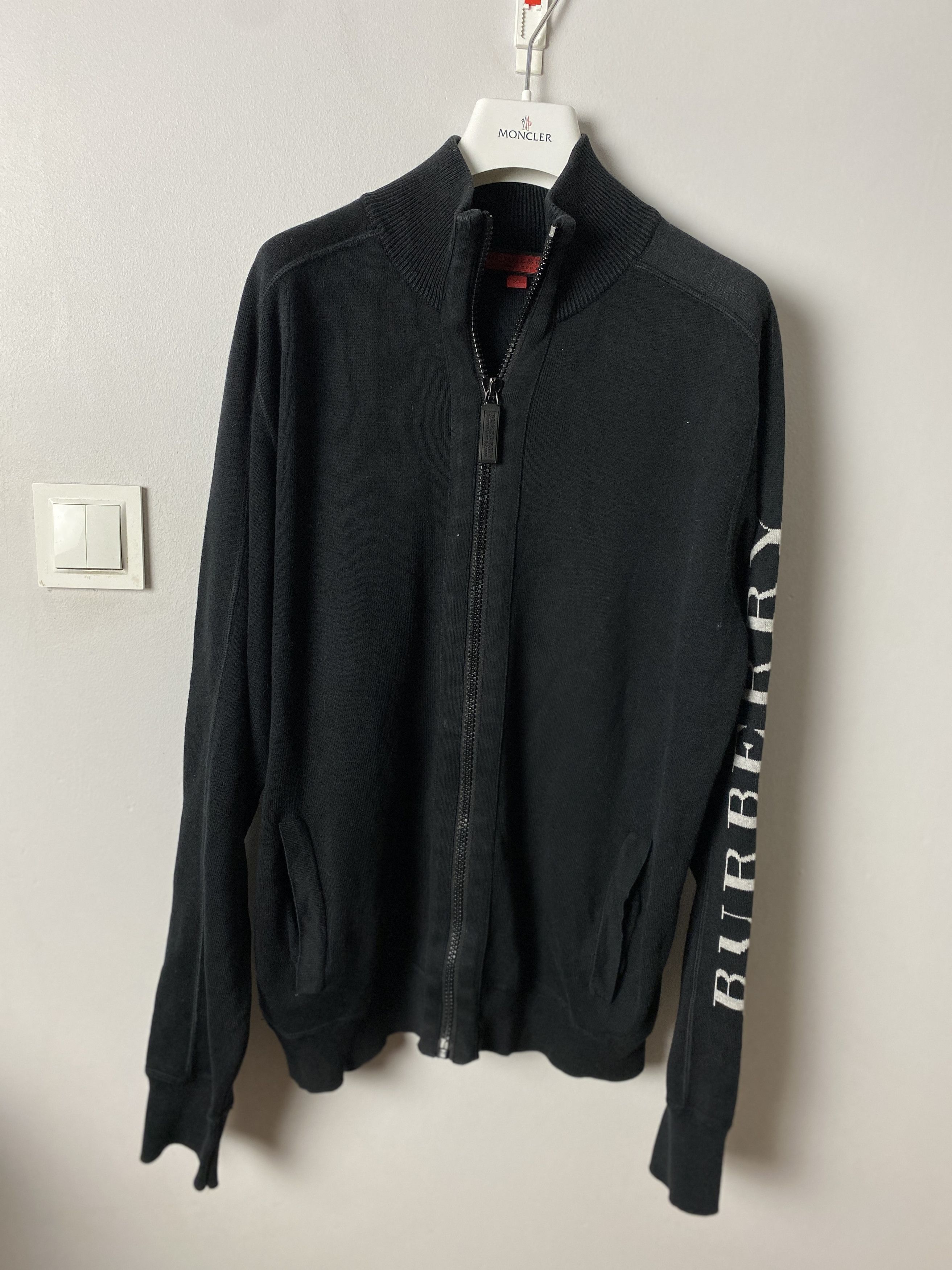 Burberry Burberry big logo zip-up sweatshirt Size US XL / EU 56 / 4 - 1 Thumbnail