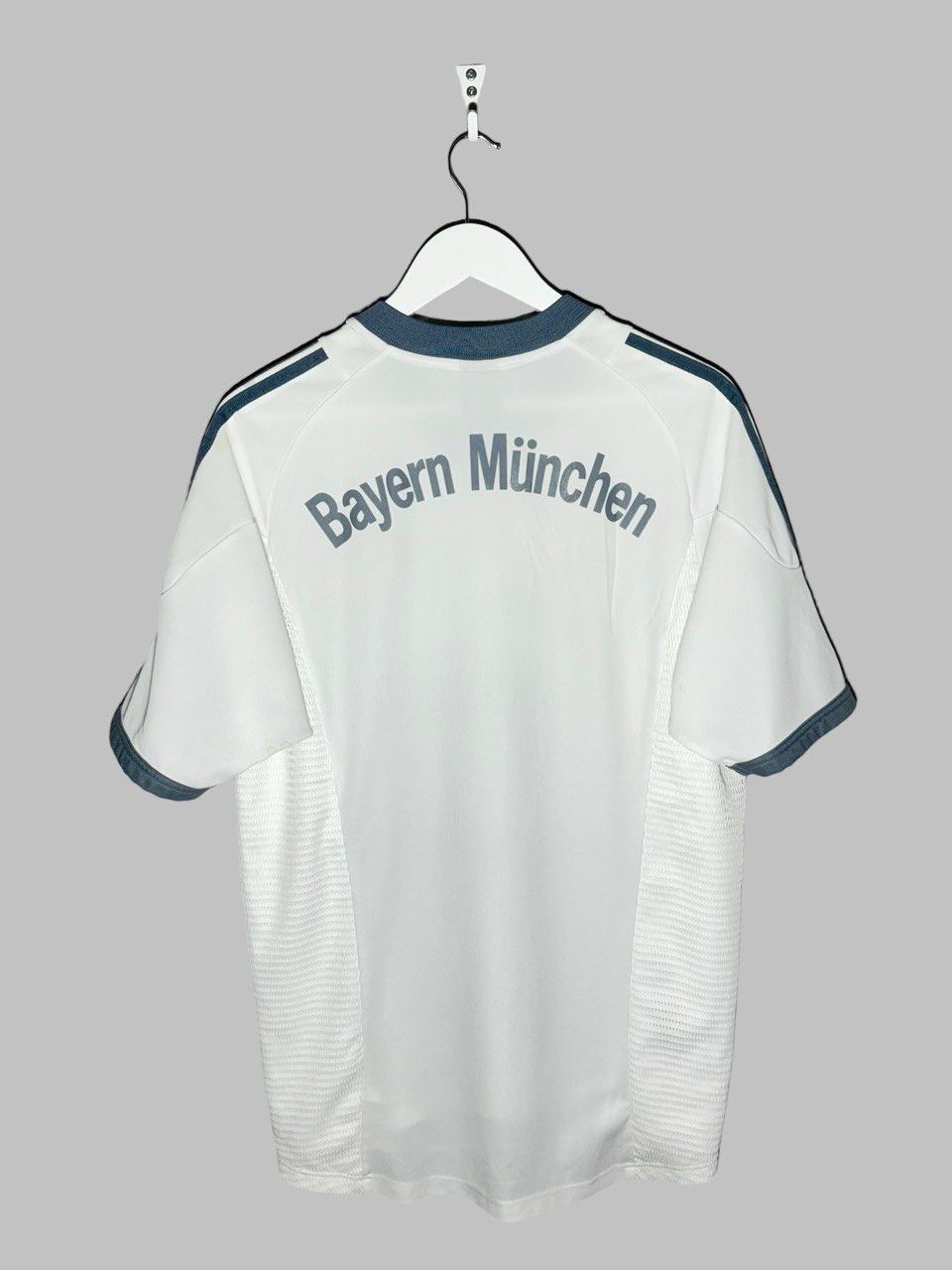 Adidas Vintage Adidas Bayern Munchen 2002-2004 Away Football Shirt Size US M / EU 48-50 / 2 - 2 Thumbnail