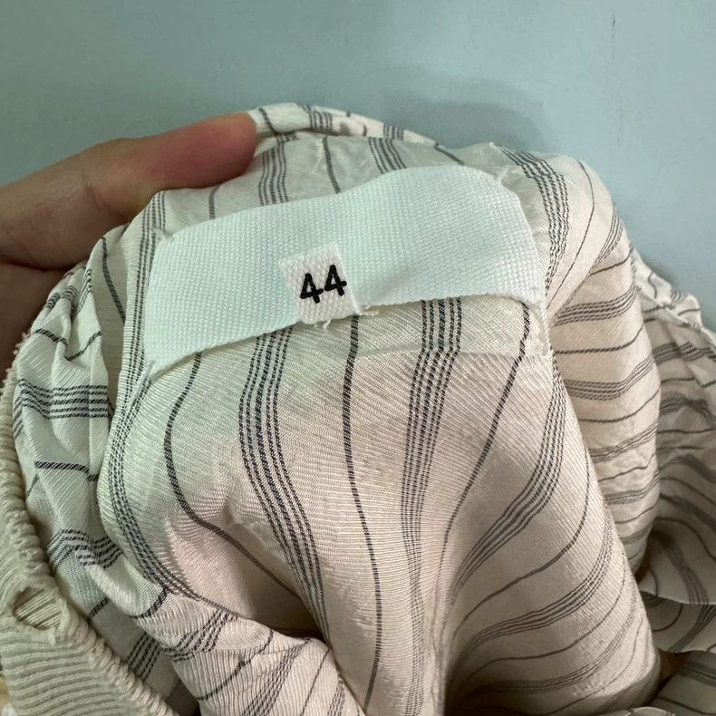 Maison Margiela Maison Margiela Two white fakes make old sweatshirts 2501-N Size US S / EU 44-46 / 1 - 4 Thumbnail