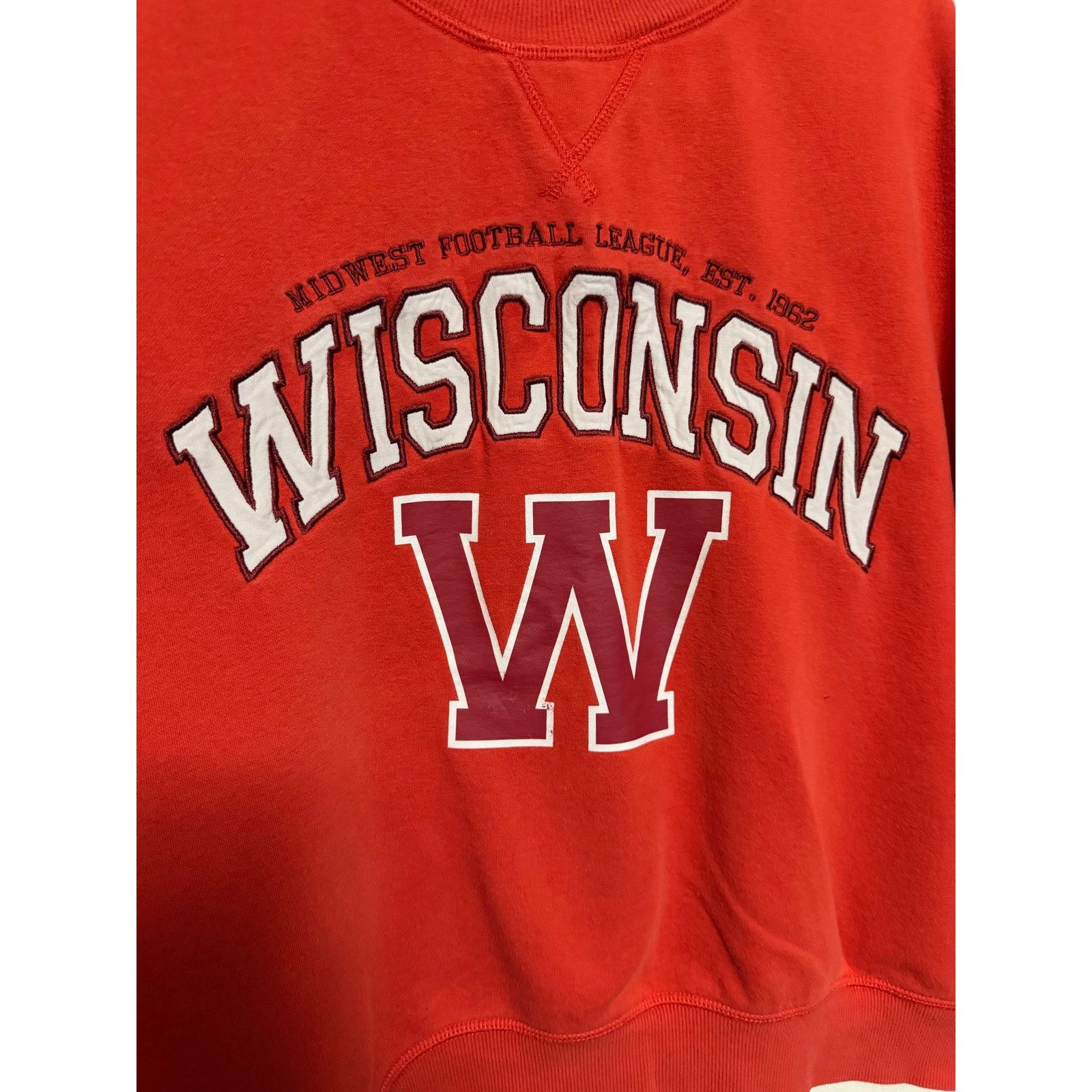 H&M H&M Wisconsin Football Crewneck Sweatshirt Womens Size L Size L / US 10 / IT 46 - 3 Thumbnail