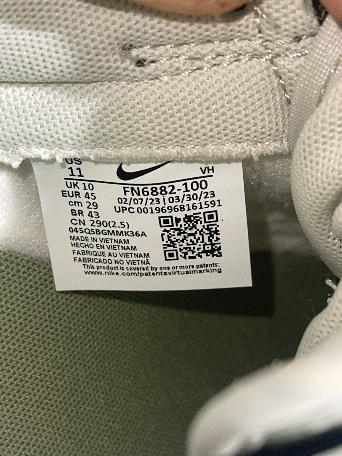 Nike NIKE DUNK LOW OLIVE Size US 11 / EU 44 - 3 Thumbnail
