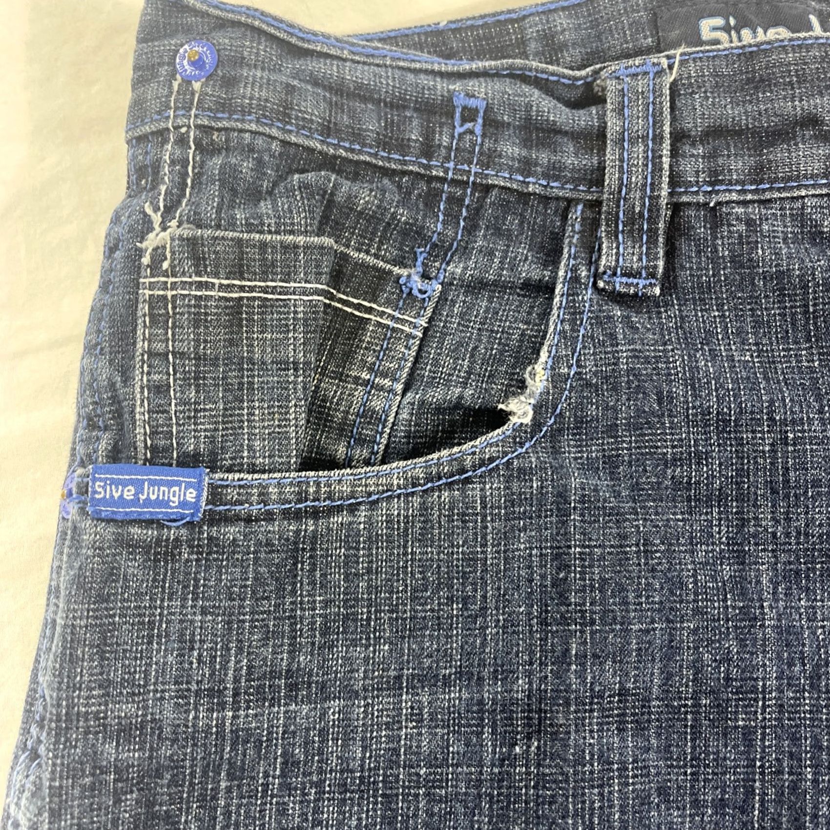 CO VINTAGE 5ive Jungle & Co Mens 34 Jean Shorts Baggy Skater Grunge Y2K Hip Hop Denim Blue 90s Pockets Shorts Mens 34in inseam 8in Size US 34 / EU 50 - 7 Thumbnail