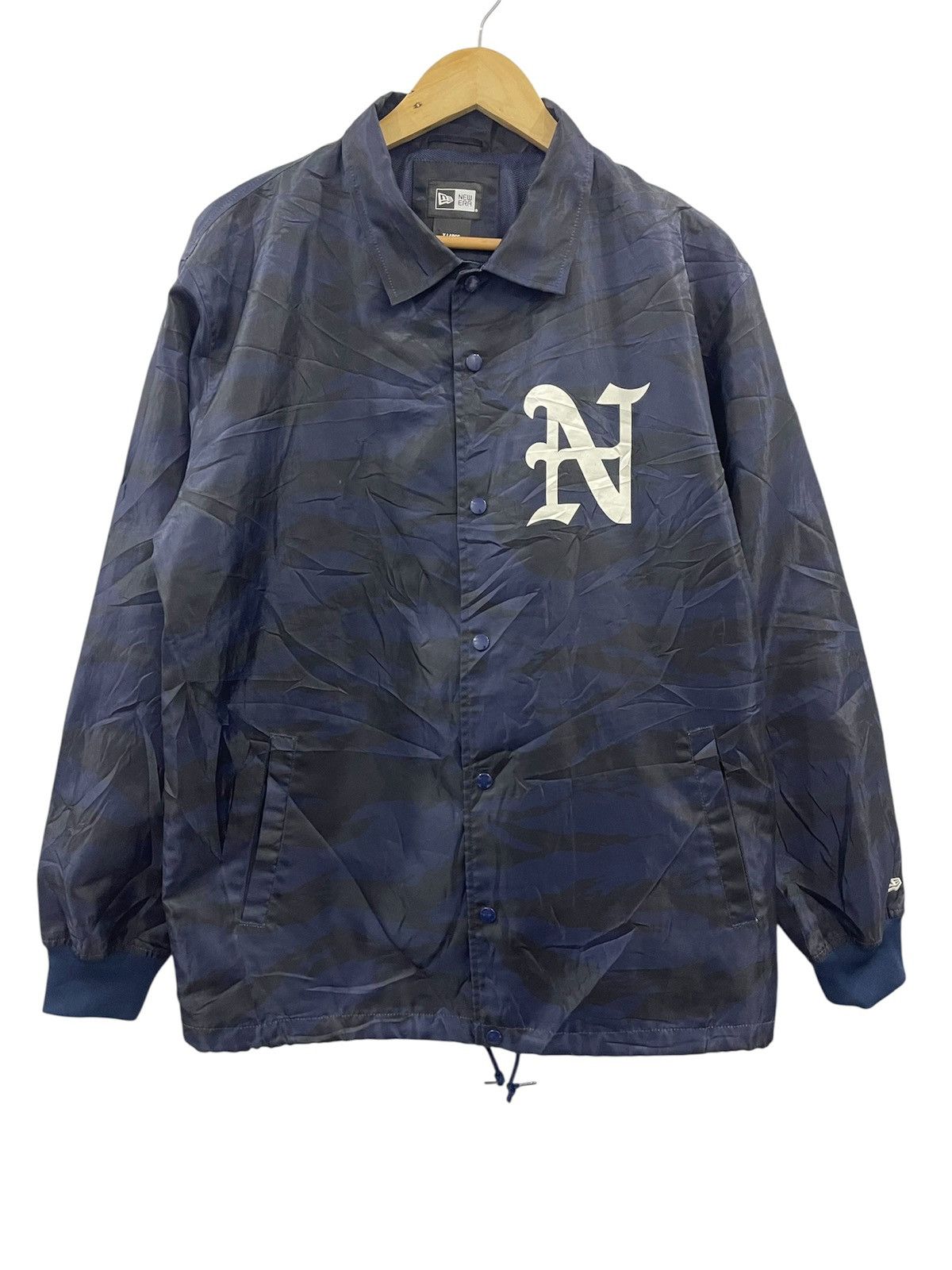 New Era New era Navy Tiger Stripes Coach Jacket Size US XL / EU 56 / 4 - 1 Thumbnail
