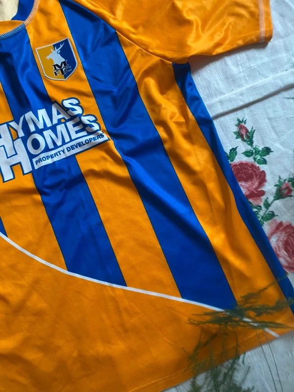 Errea Mansfield Town Errea 2010-11 Home Shirt Vintage Soccer XL Size US XL / EU 56 / 4 - 10 Thumbnail