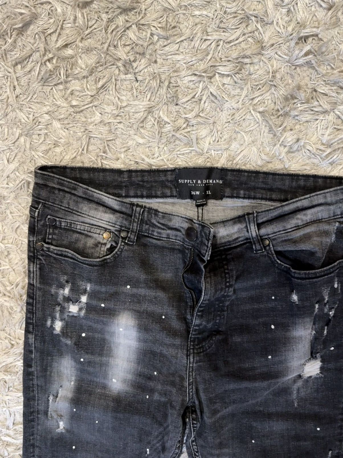 Other ripped slim fit jeans w paint splatter Size US 36 / EU 52 - 2 Thumbnail