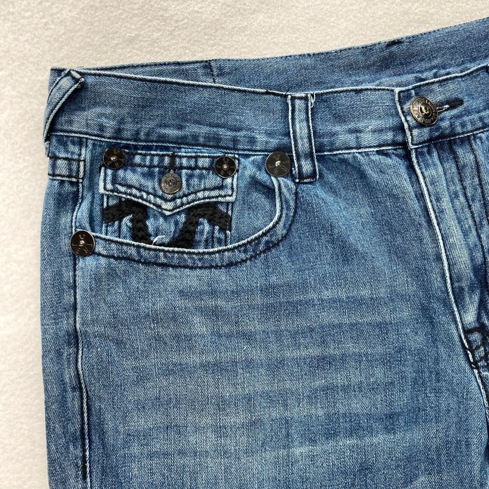 True Religion True Religion Rainbow Billy Jeans Mens 42x34 Blue Stretch Denim Flap Pocket Y2K Jeans Mens 42 Blue Stretch Denim Rainbow Billy Size US 42 / EU 58 - 3 Thumbnail