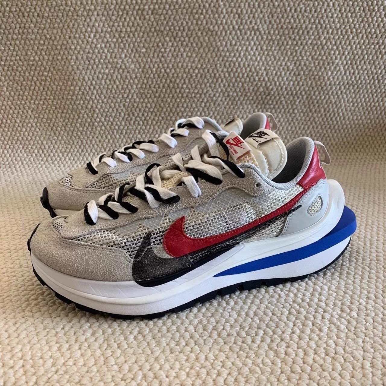 Nike Clearance Sale! Sacai x Nike VaporWaffleLow-top Sport Shoes, Size US 12.5 / EU 45-46 - 2 Thumbnail