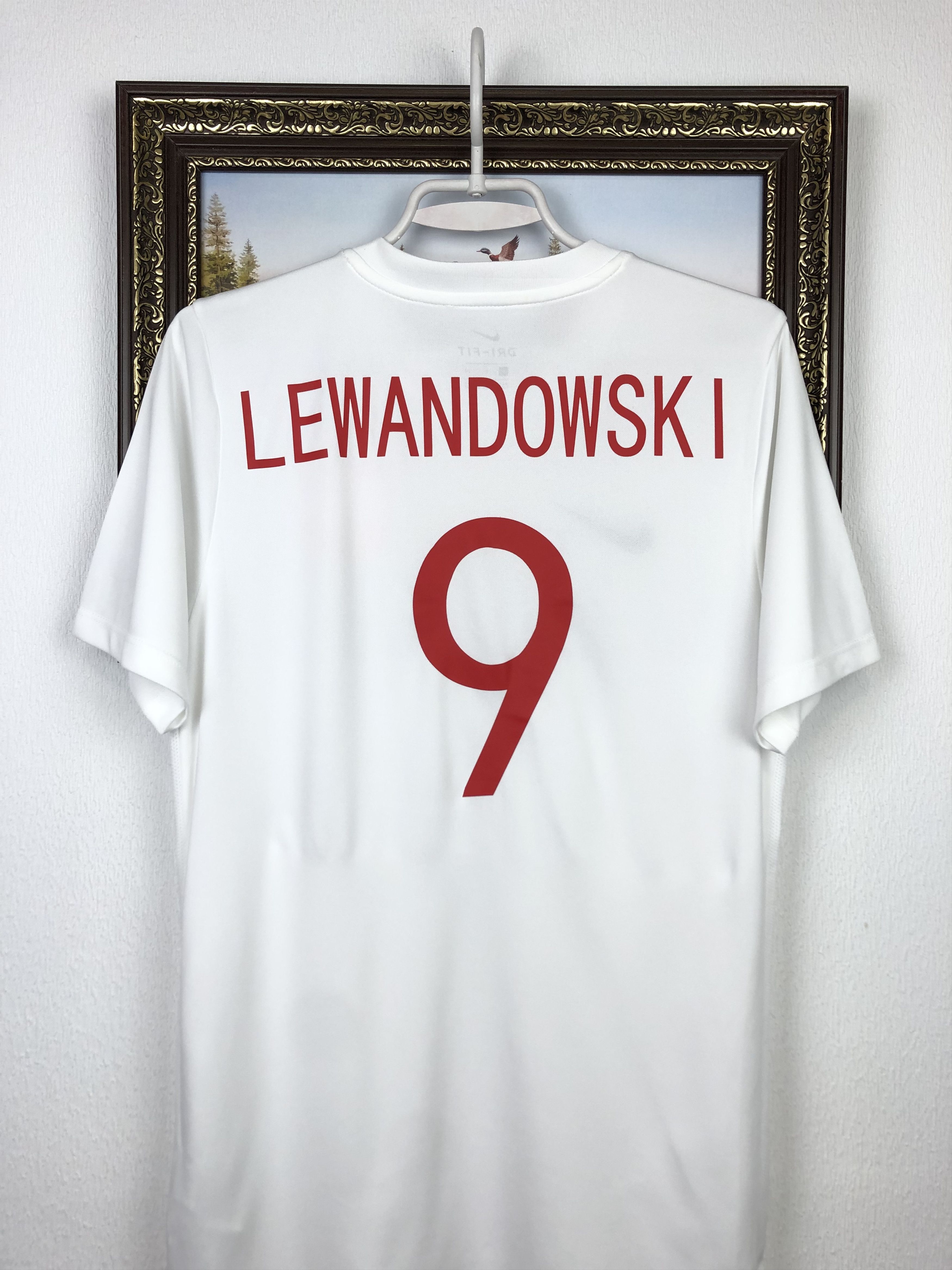 Nike Poland football shirt Soccer Nike Lewandowski Jersey Tee Size US S / EU 44-46 / 1 - 10 Thumbnail