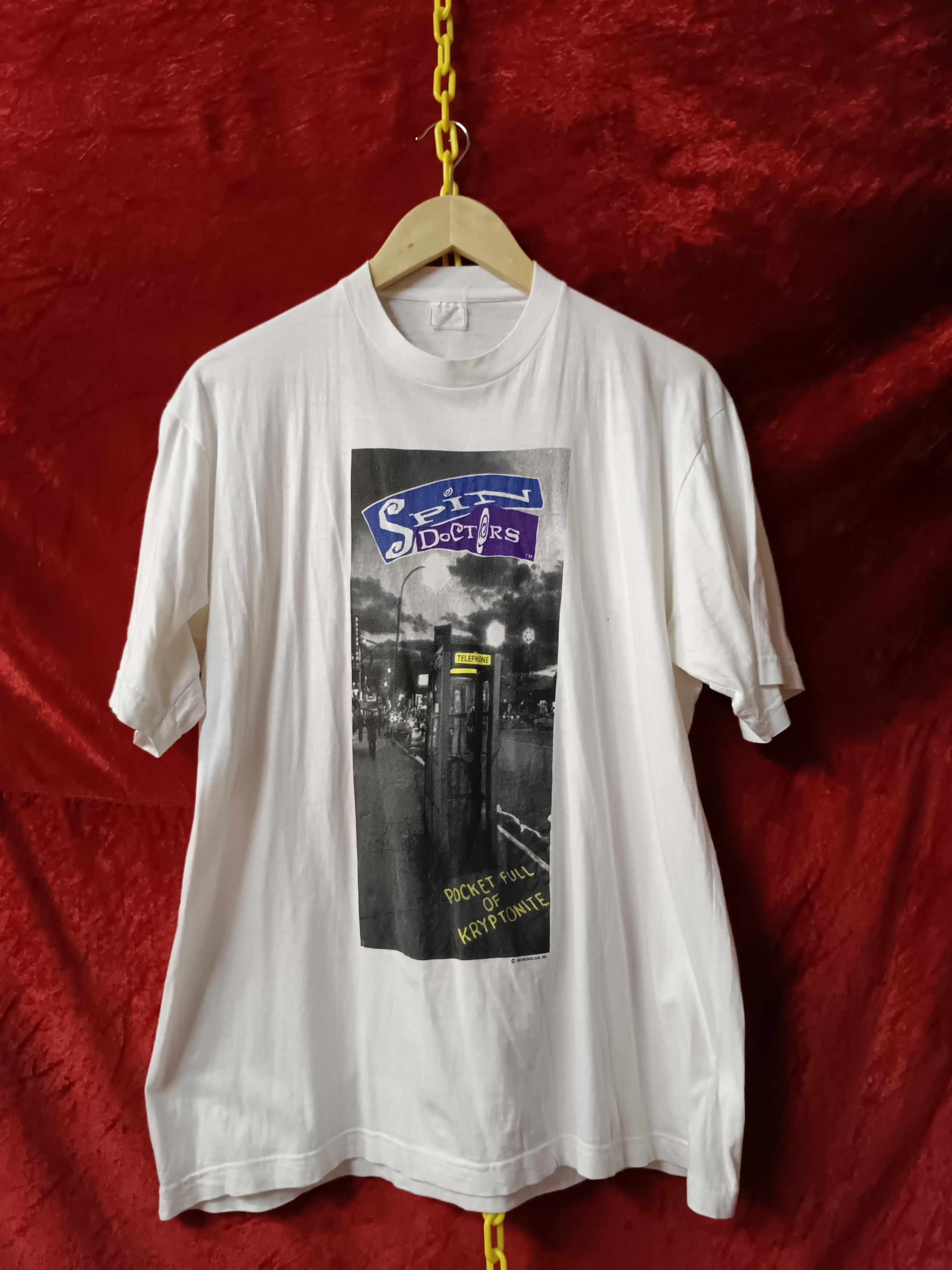 Band Tees 90s Spin Doctors Winter Tour Tee Size US XL / EU 56 / 4 - 11 Thumbnail
