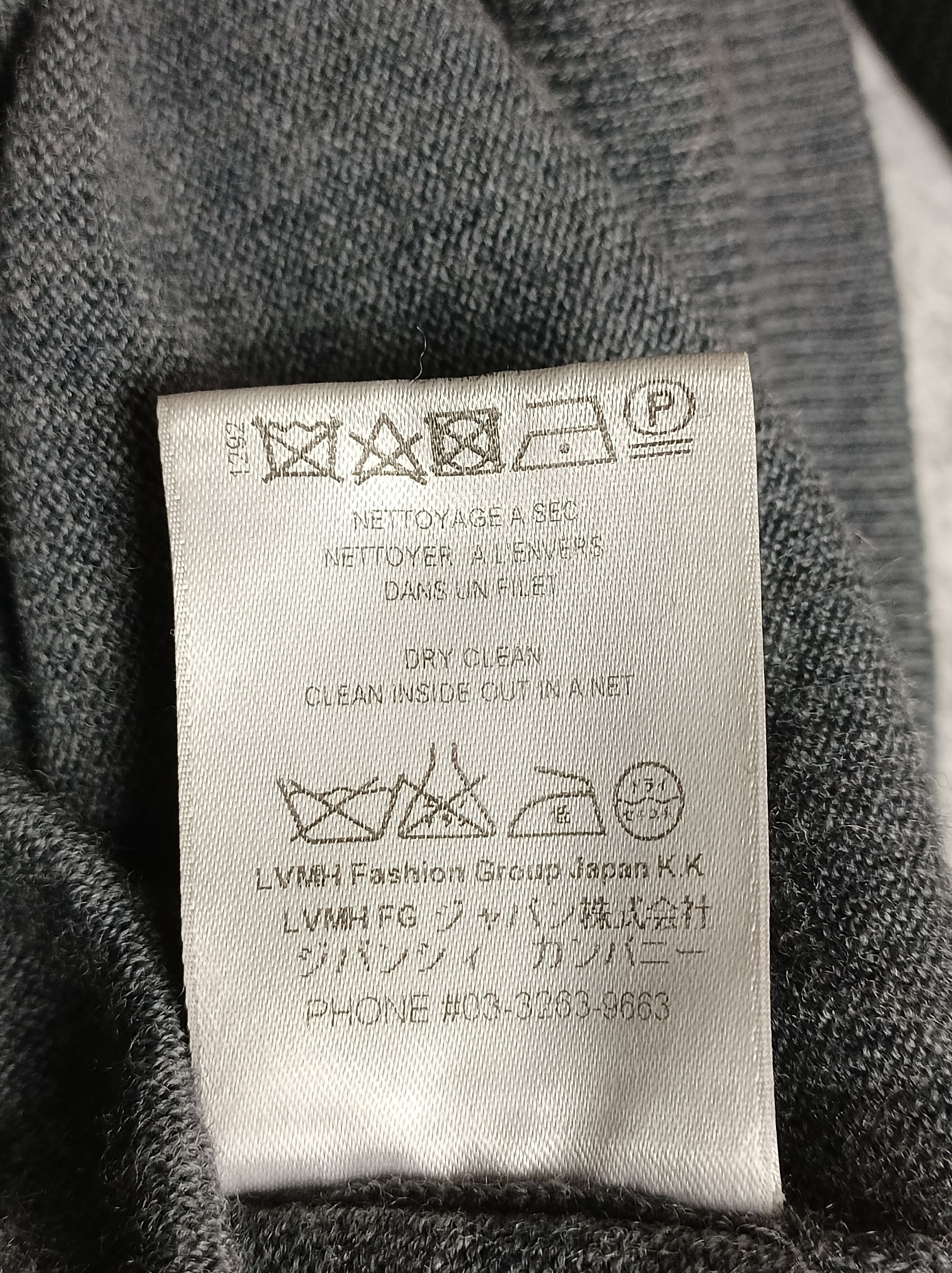 Givenchy Givenchy Grey Wool Star Embroidered Long Sleeve Sweater L Size US L / EU 52-54 / 3 - 12 Thumbnail