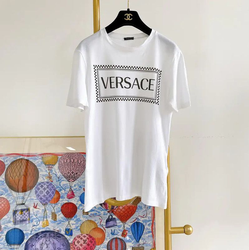 Versace Versace White Logo Cotton T-shirt for Women 0089 Size M / US 6-8 / IT 42-44 - 1 Thumbnail