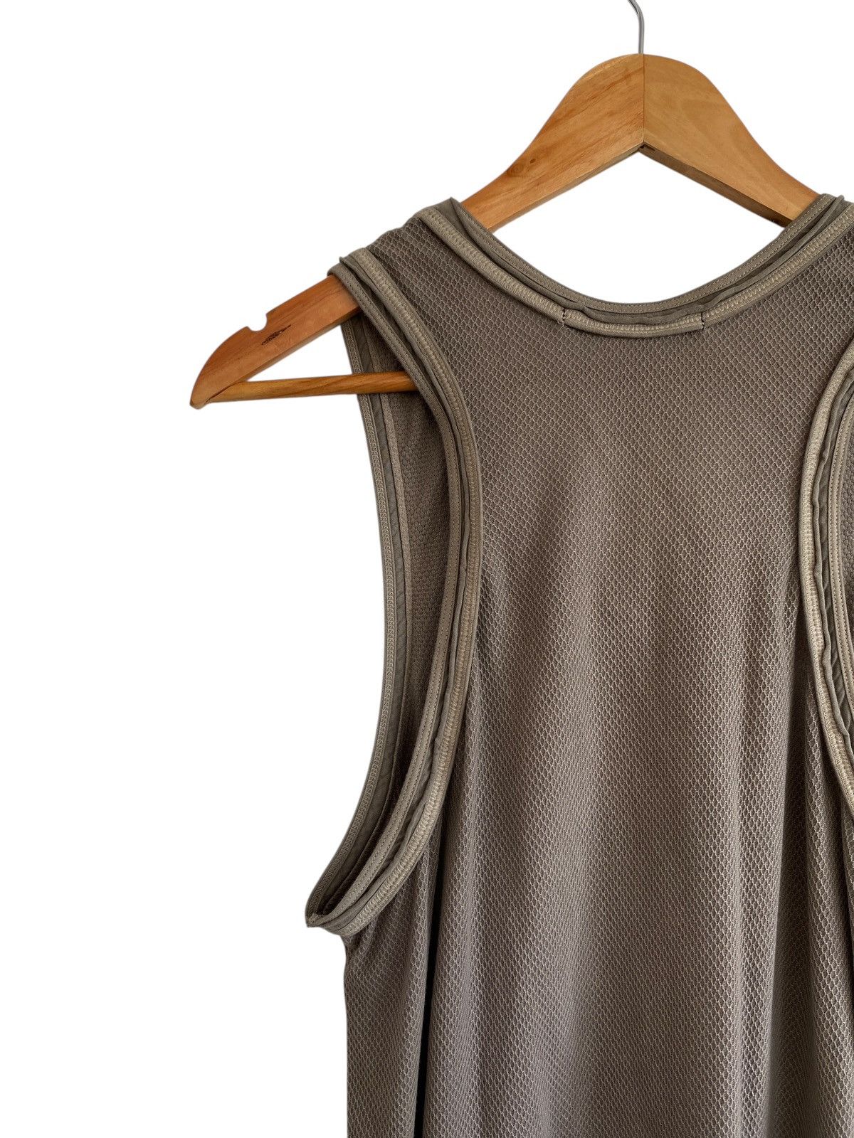 Julius Very Rare Vintage Brand Julius 7 Tank Top Sleevesless 2000s Size US S / EU 44-46 / 1 - 4 Thumbnail