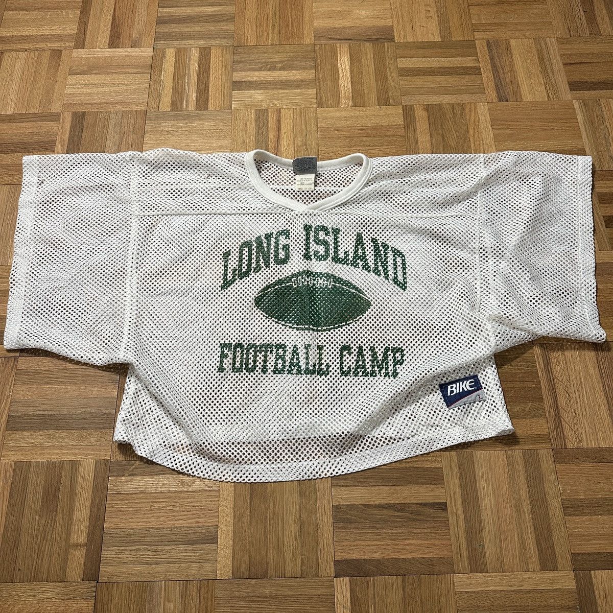 Vintage Vintage Long Island Football Camp pinney Size US L / EU 52-54 / 3 - 1 Thumbnail