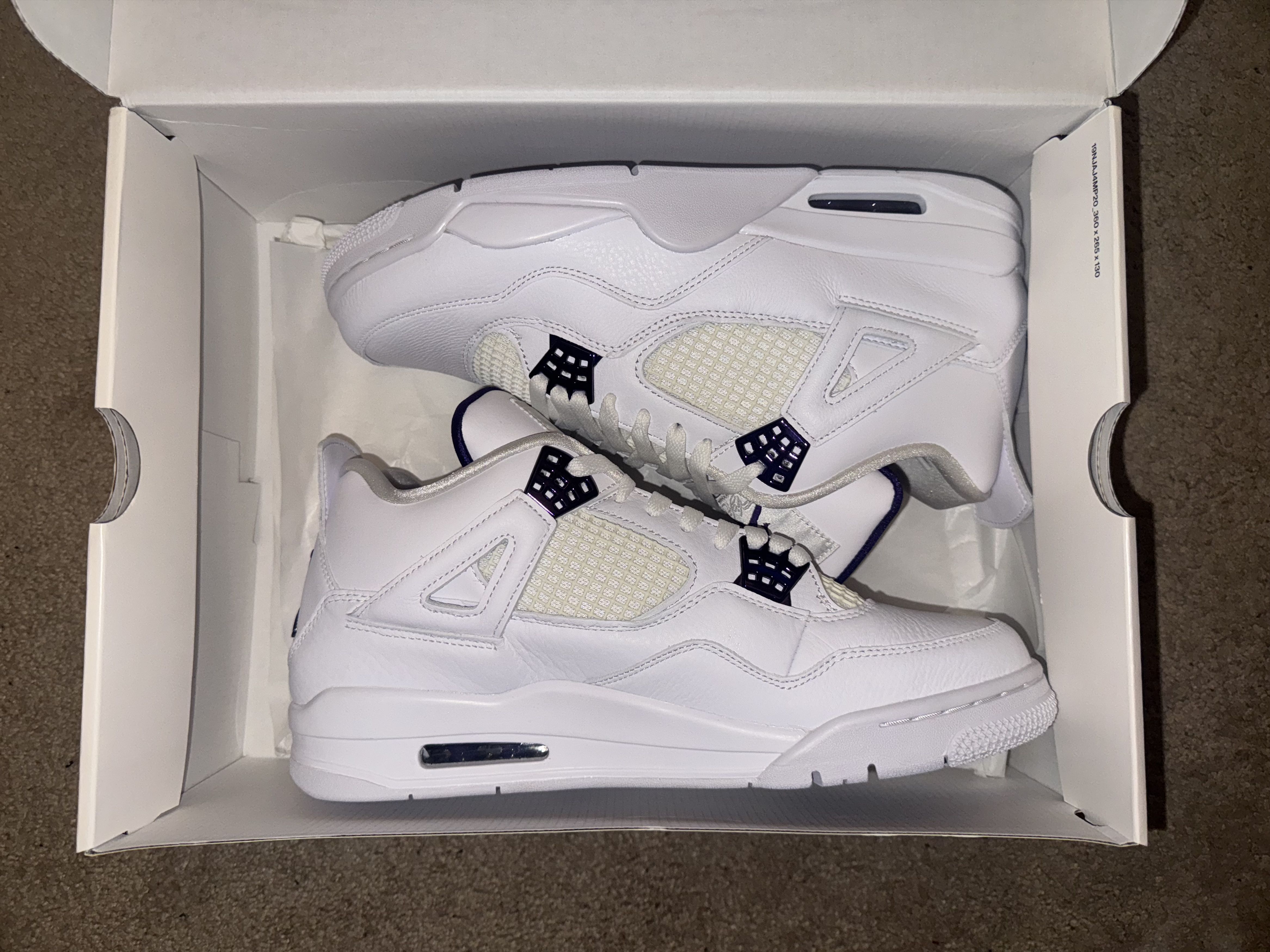 Jordan Brand Jordan 4 Purple Metallic Size US 11.5 / EU 44-45 - 1 Thumbnail