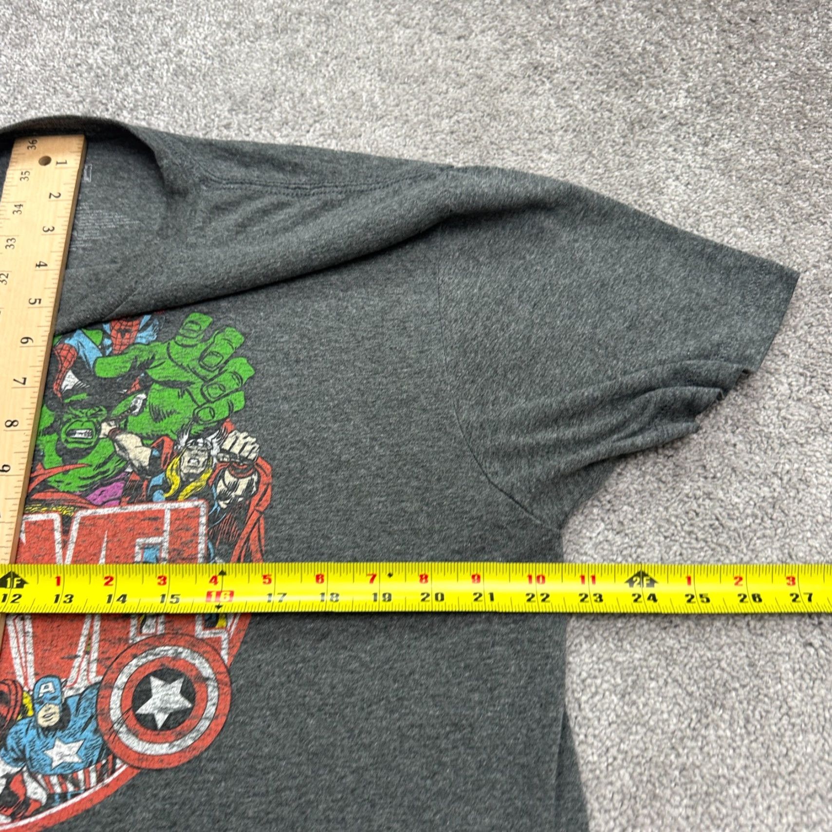 Marine Layer VINTAGE Marvel Comics Avengers Superheroes Graphic T-Shirt Mens Large Gray Crew Neck Tee Size US M / EU 48-50 / 2 - 7 Thumbnail