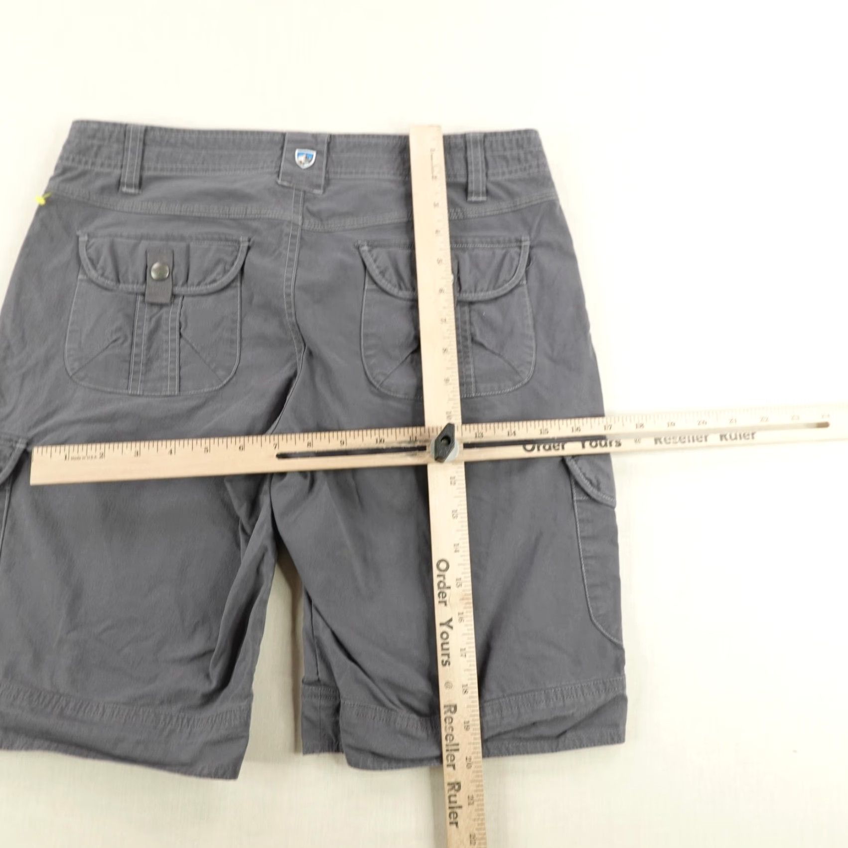 Vintage VINTAGE Kuhl Cargo Shorts Womens 8 Gray Outdoor Hiking Camping Travel Bermuda 11" Size 30" / US 8 / IT 44 - 7 Thumbnail
