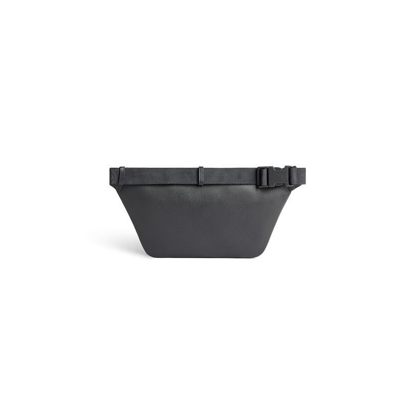 Balenciaga o1tr1nto0426 Size: OS / Everyday Beltpack in Black Size ONE SIZE - 3 Thumbnail