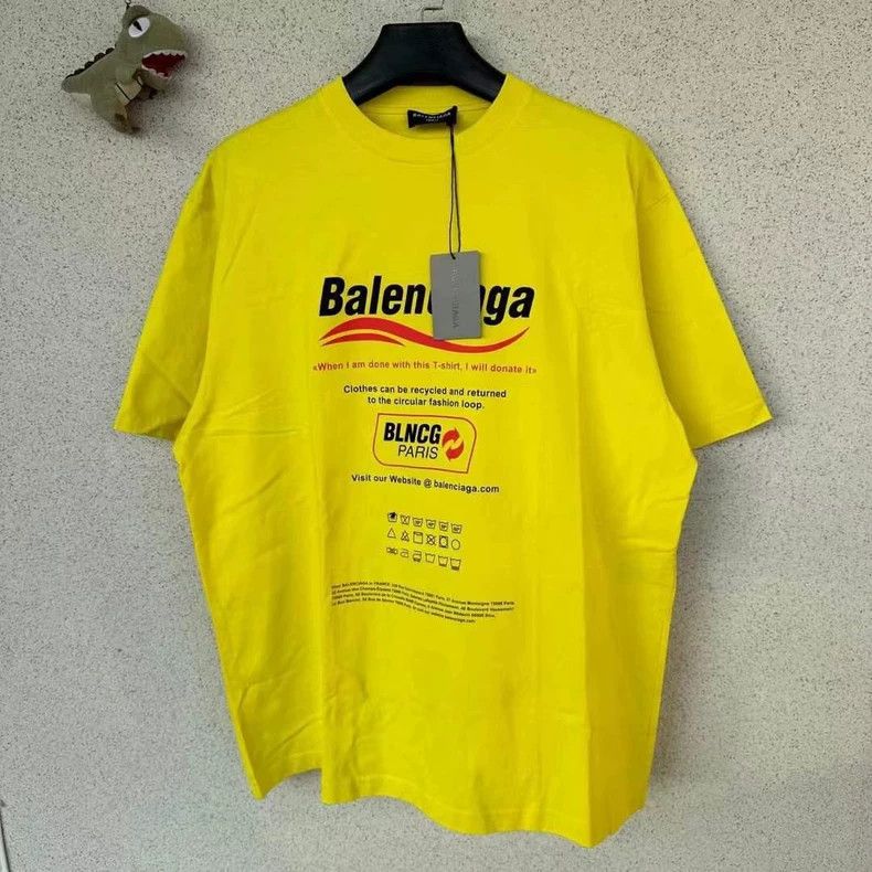 Balenciaga Balenciaga Yellow environmental protection cola short slee Size US XS / EU 42 / 0 - 1 Thumbnail