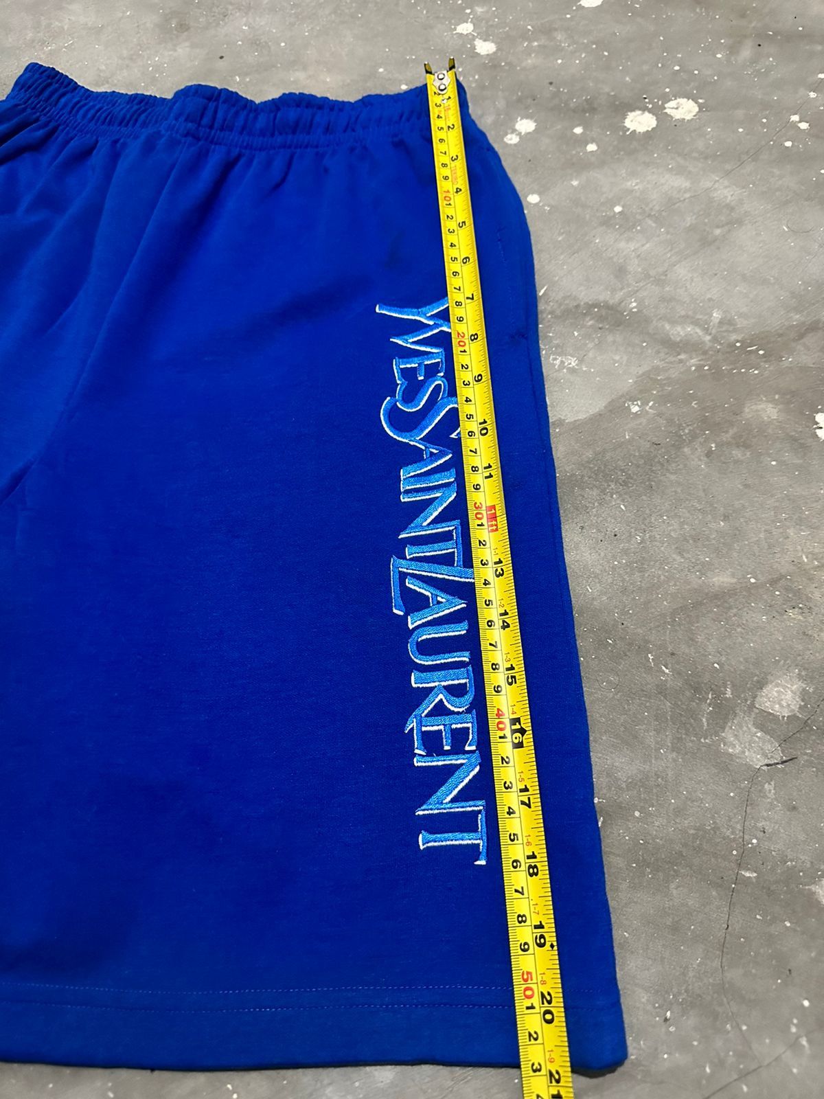 Yves Saint Laurent Yves Saint Laurent Short Sweatpants Size US 29 - 10 Thumbnail