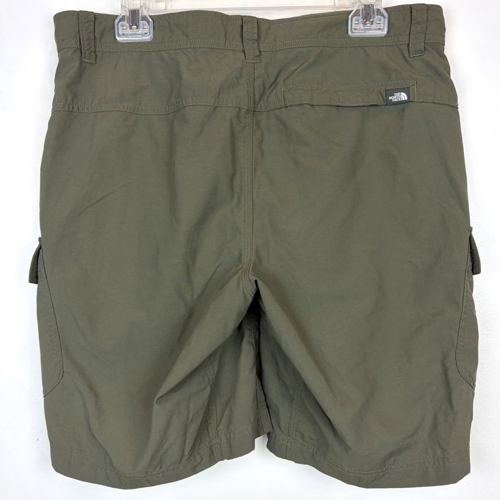 The North Face The North Face Shorts Mens 34 Green Lightweight Outdoor 9” Chino Flat Front Pocket Quick Dry Regular M Size US 34 / EU 50 - 2 Thumbnail