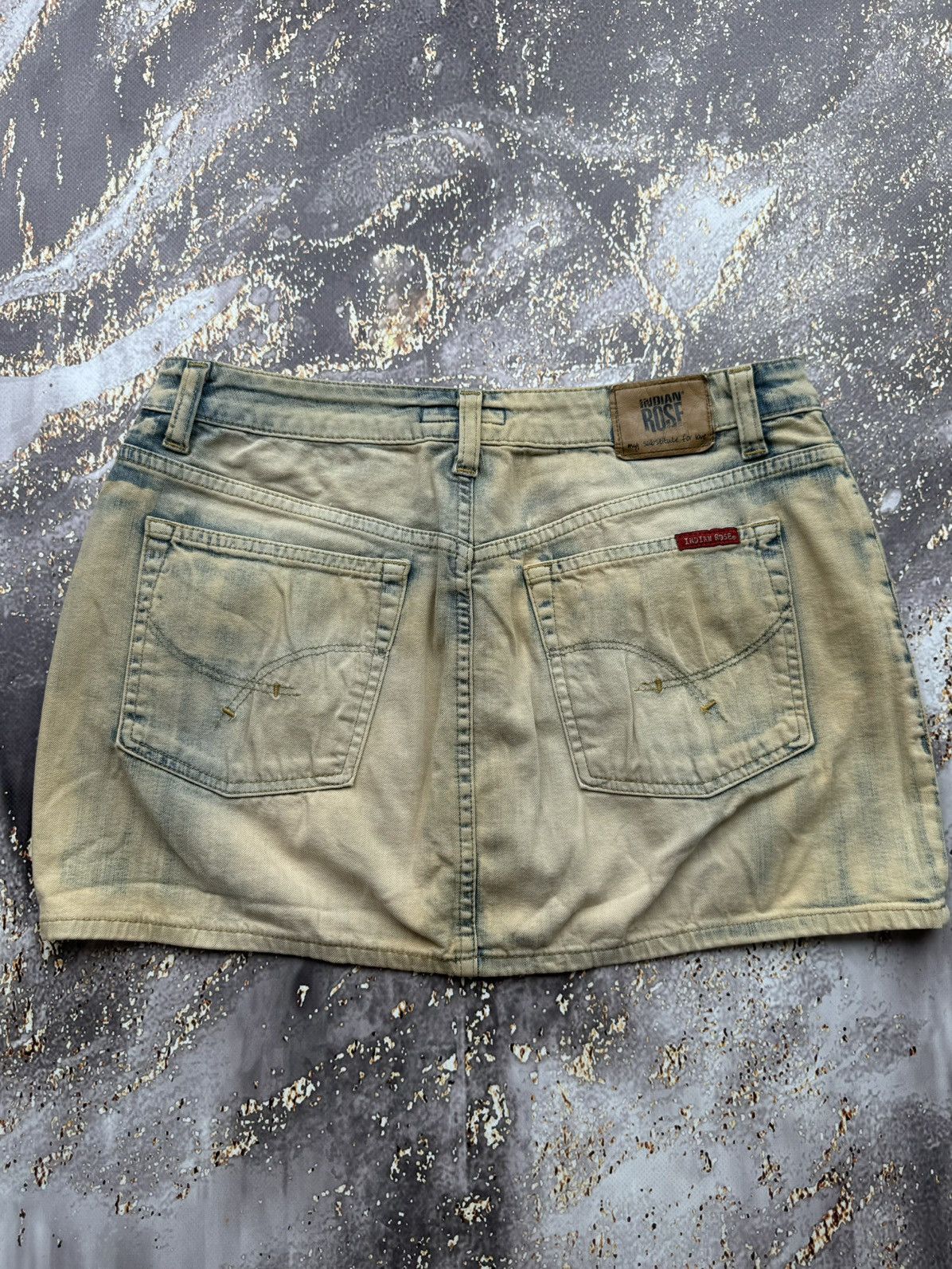 Vintage Vintage Waxed Denim Mini Skirt Size 28" / US 6 / IT 42 - 8 Thumbnail