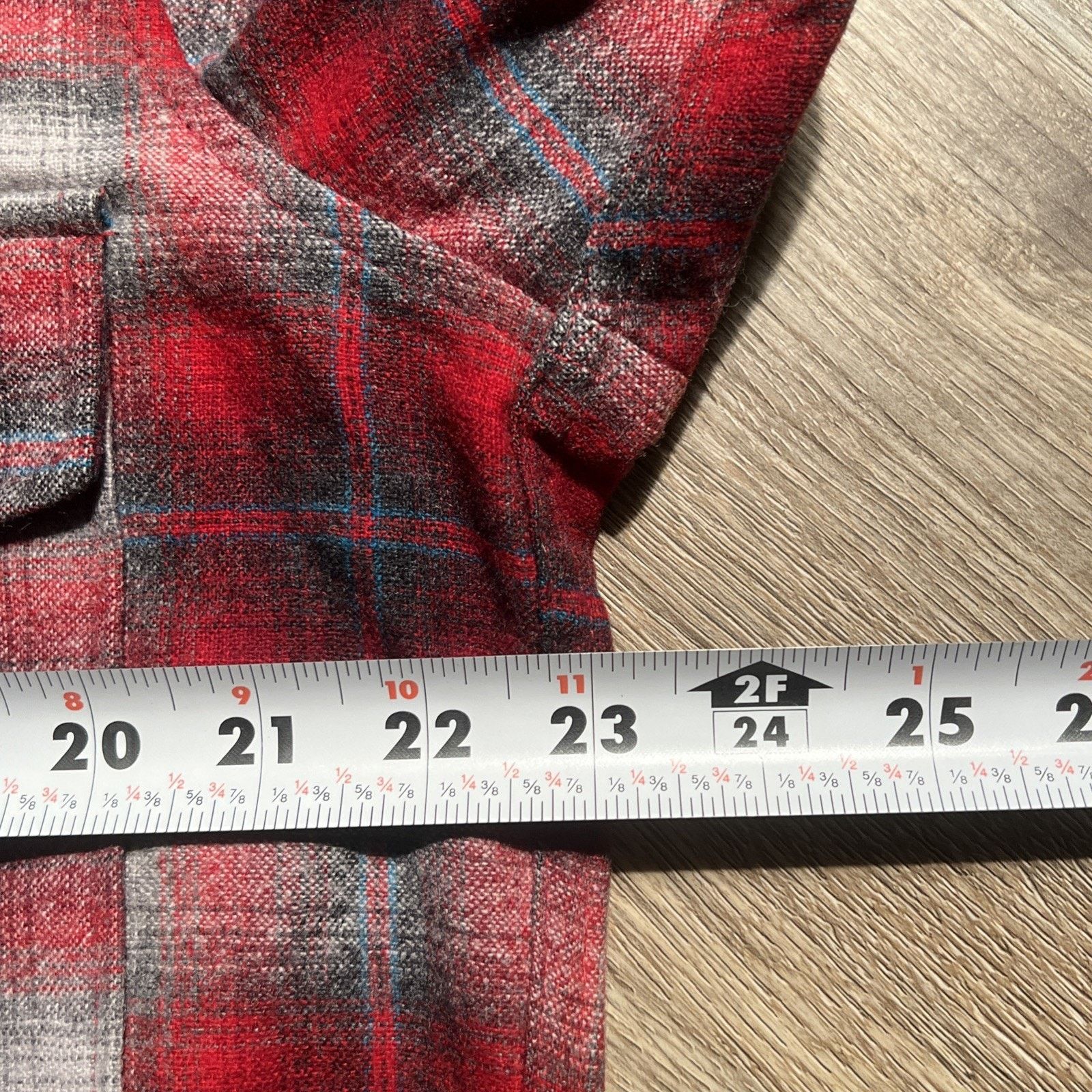 Pendleton Vintage 60s 70s Pendleton Board Shirt Red Shadow Plaid Wool Size US L / EU 52-54 / 3 - 18 Thumbnail