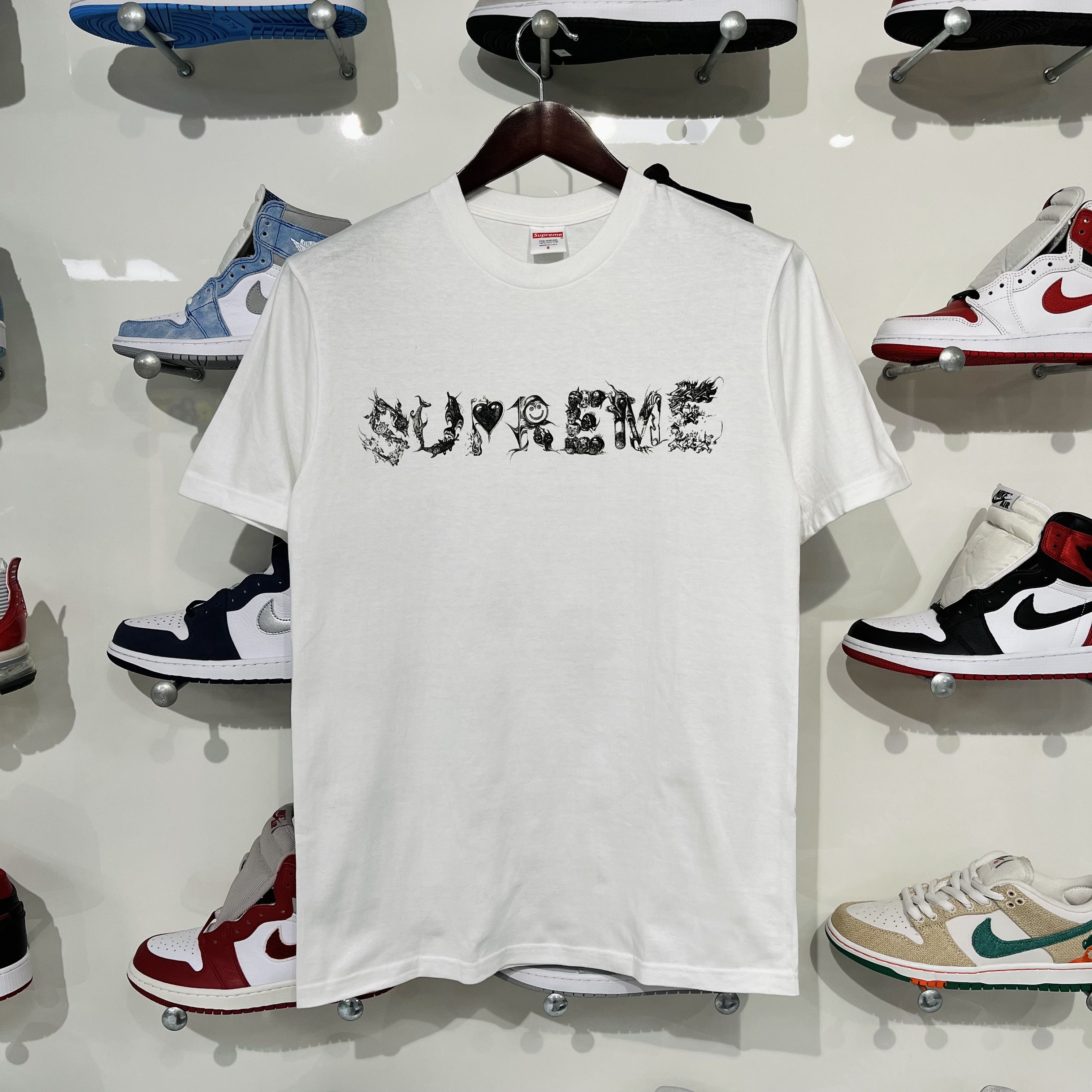 Supreme Supreme Morph Tee White Size US S / EU 44-46 / 1 - 1 Thumbnail