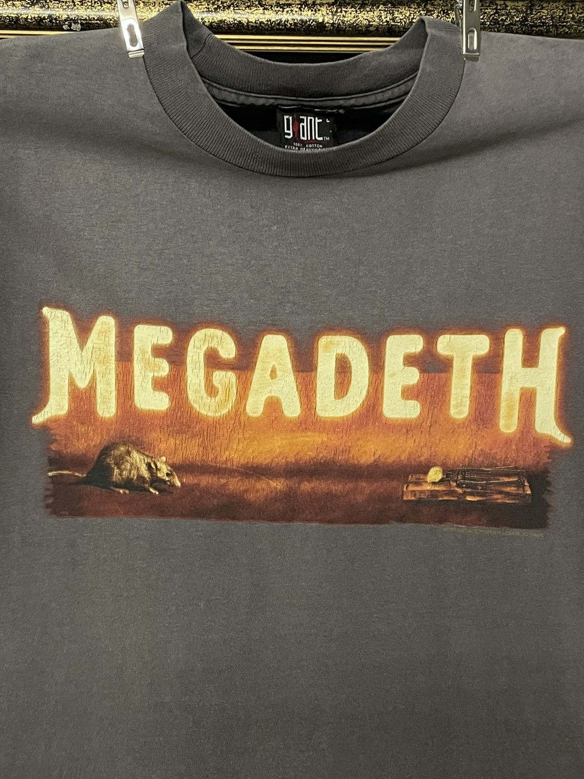 Band Tees Vintage 90s Original Megadeth Rock Band Tour Rat Faded Tee Size US L / EU 52-54 / 3 - 4 Thumbnail