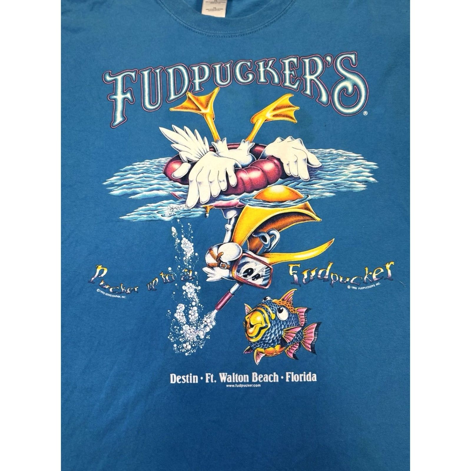 destin VINTAGE Fudpuckers Bar & Grill T-Shirt Double-Sided 1995 Graphic XL Men Blue 90s Shirt Size US XL / EU 56 / 4 - 2 Thumbnail
