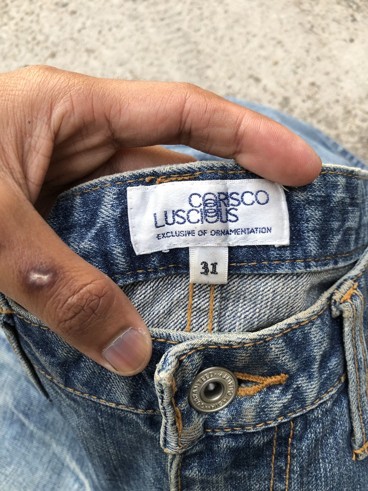 Japanese Brand DISTRESSED PATCHWORK WASHED BLUE DENIM Size US 32 / EU 48 - 5 Thumbnail