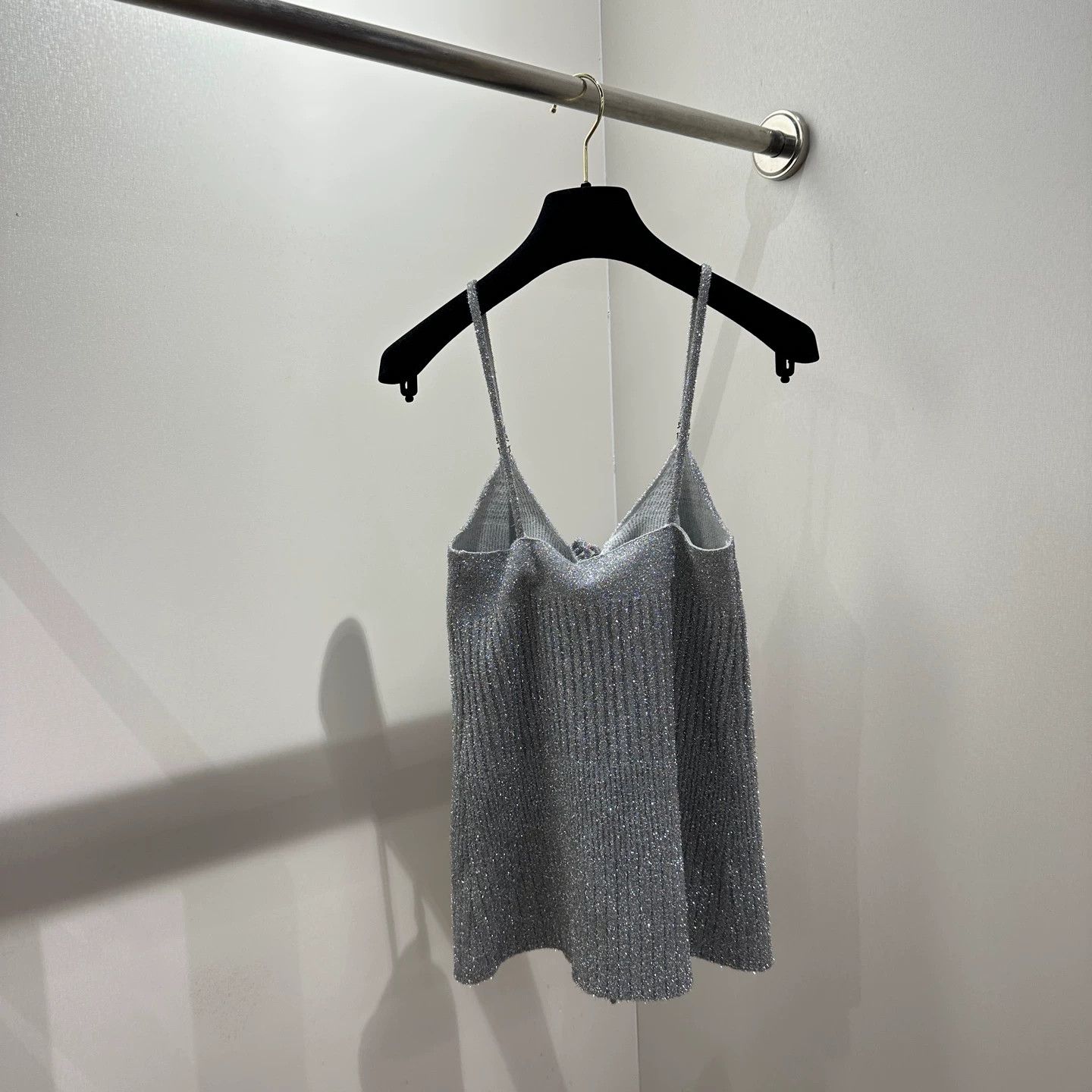Chanel Chanel 22A Crystal Buckle Silver Thread Knit Camisole 34 Size XS / US 0-2 / IT 36-38 - 2 Thumbnail