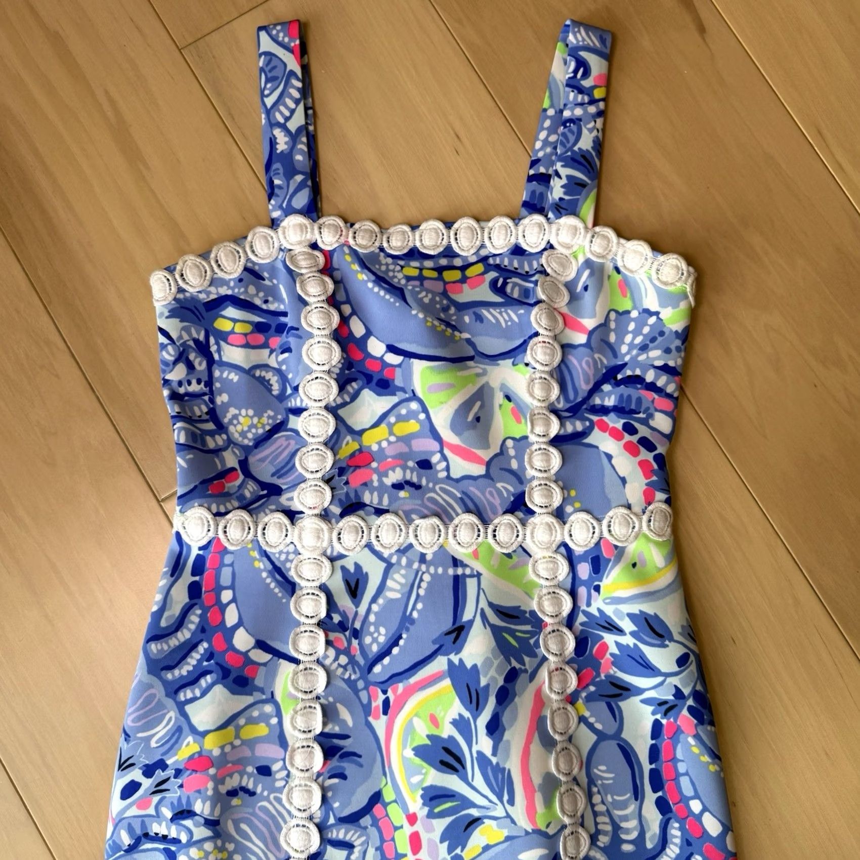 Lilly Pulitzer Lilly Pulitzer Janelle Stretch Shift Dress Women's 2 Blue Paisley Off Shoulder Sleeveless Midi Casual Workwear Party/Cocktail Size XS / US 0-2 / IT 36-38 - 4 Thumbnail