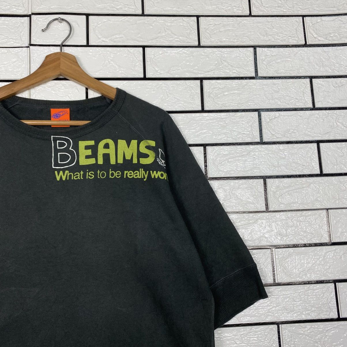 Japanese Brand 📌Short Sleeve T-Shirt Beams Big Logo Back Hit Size US L / EU 52-54 / 3 - 7 Thumbnail