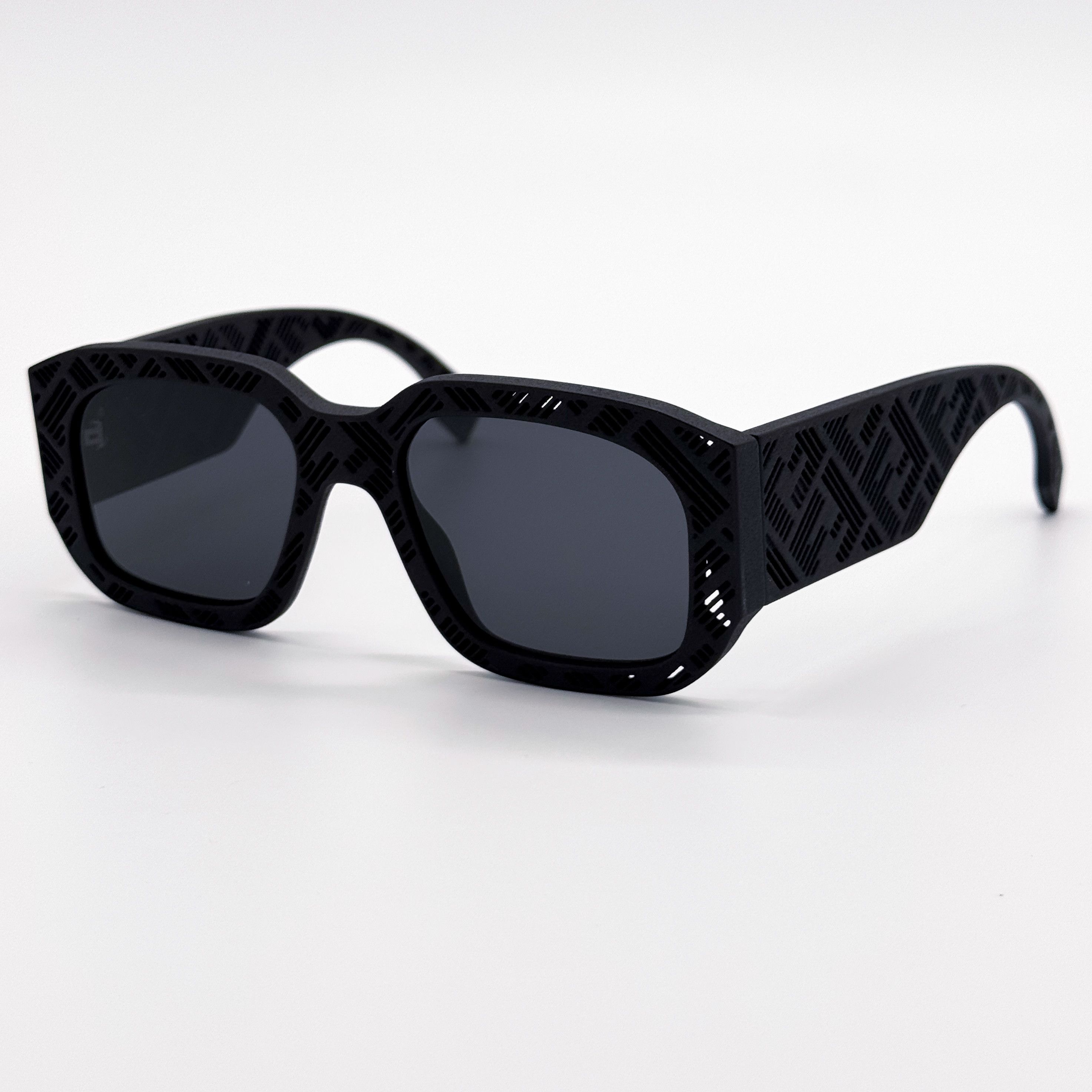 Fendi NEW FENDI FE40113I 02A MATTE BLACK UNISEX SUNGLASSES FENDI Size ONE SIZE - 2 Thumbnail