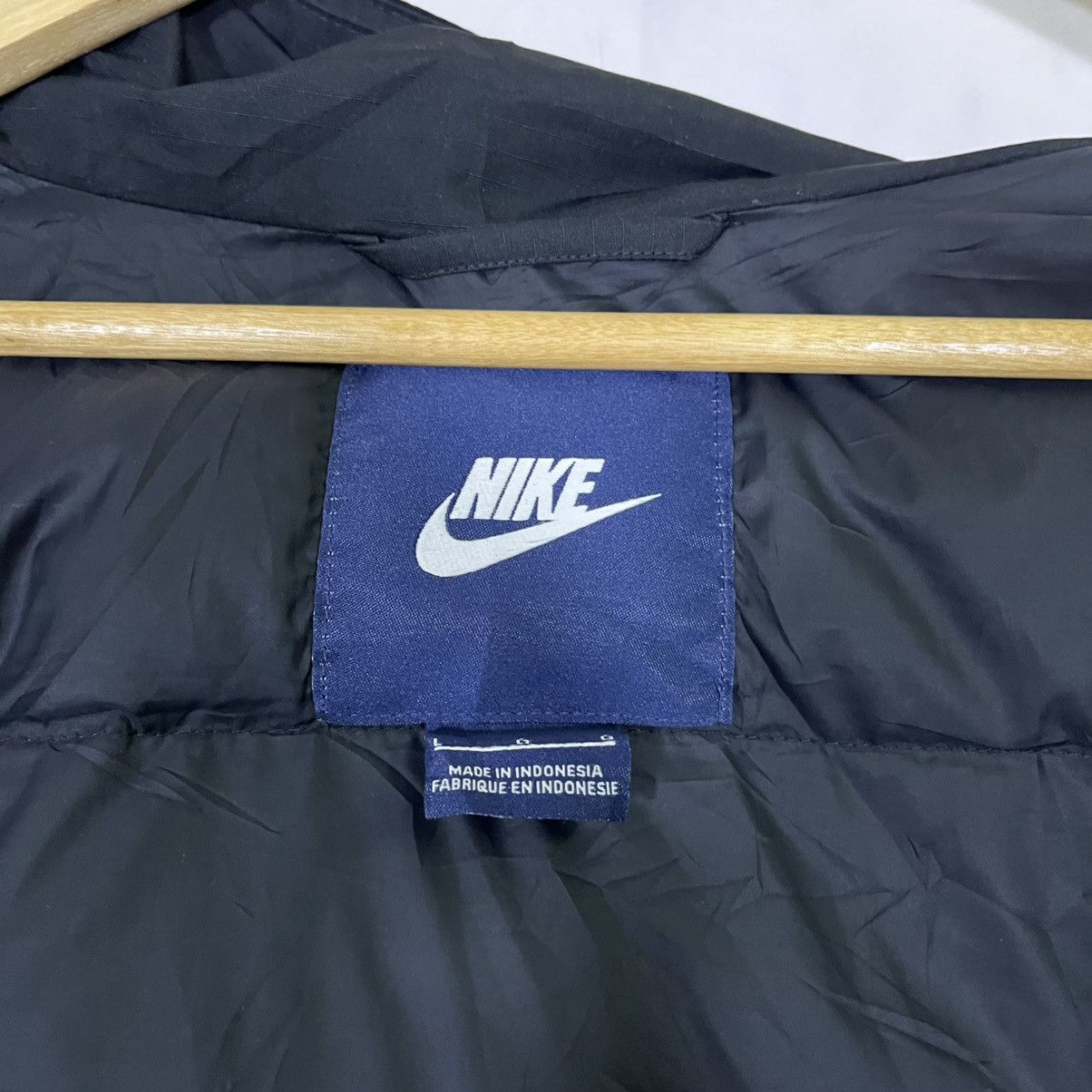 Nike NIKE SMALL LOGO PUFFER HOODED JACKET Size US L / EU 52-54 / 3 - 8 Thumbnail