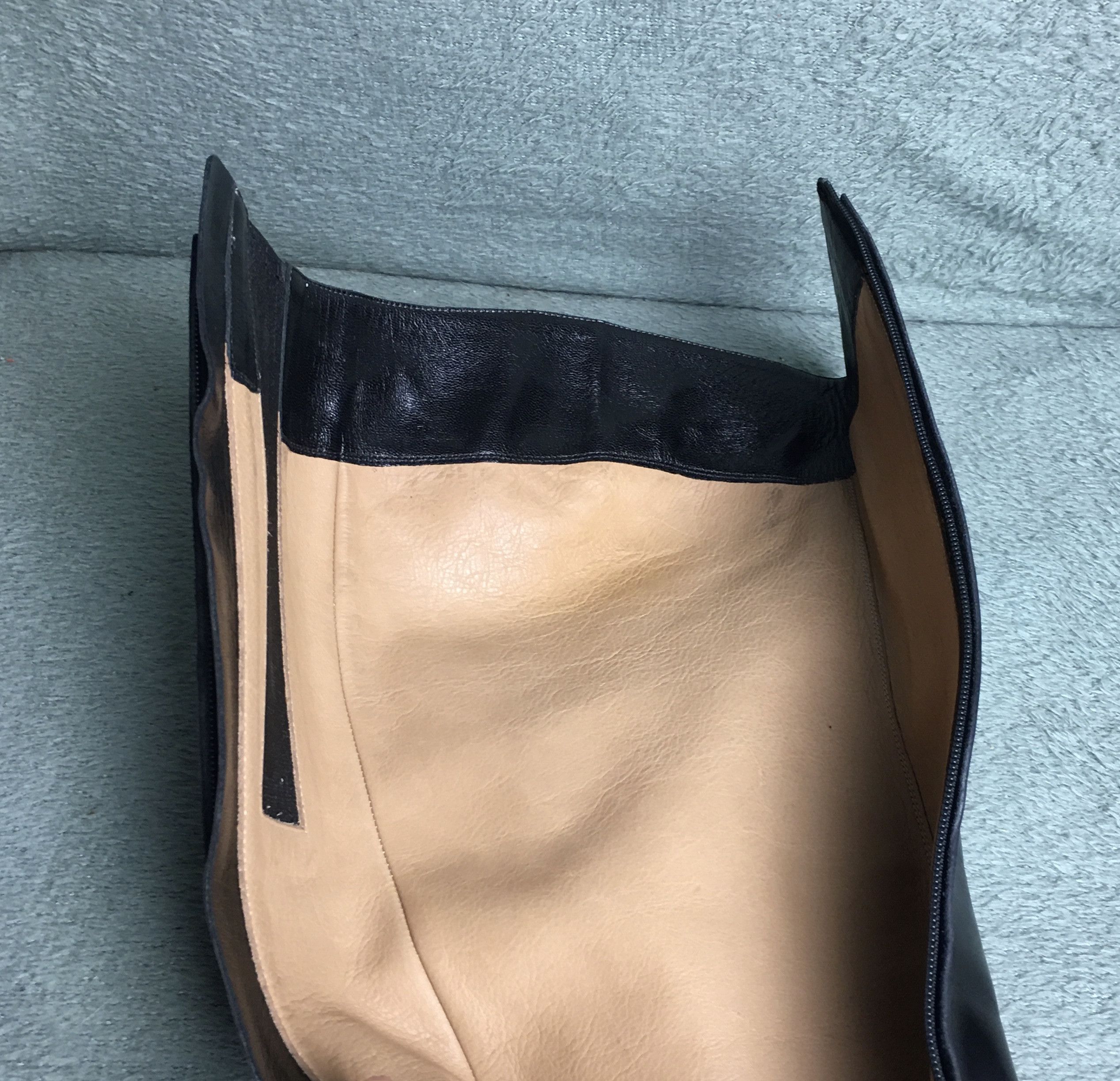 Yves Saint Laurent Yves Saint Laurent Black Patent Leather High Boots EU 38.5 Size US 8.5 / IT 38.5 - 9 Thumbnail