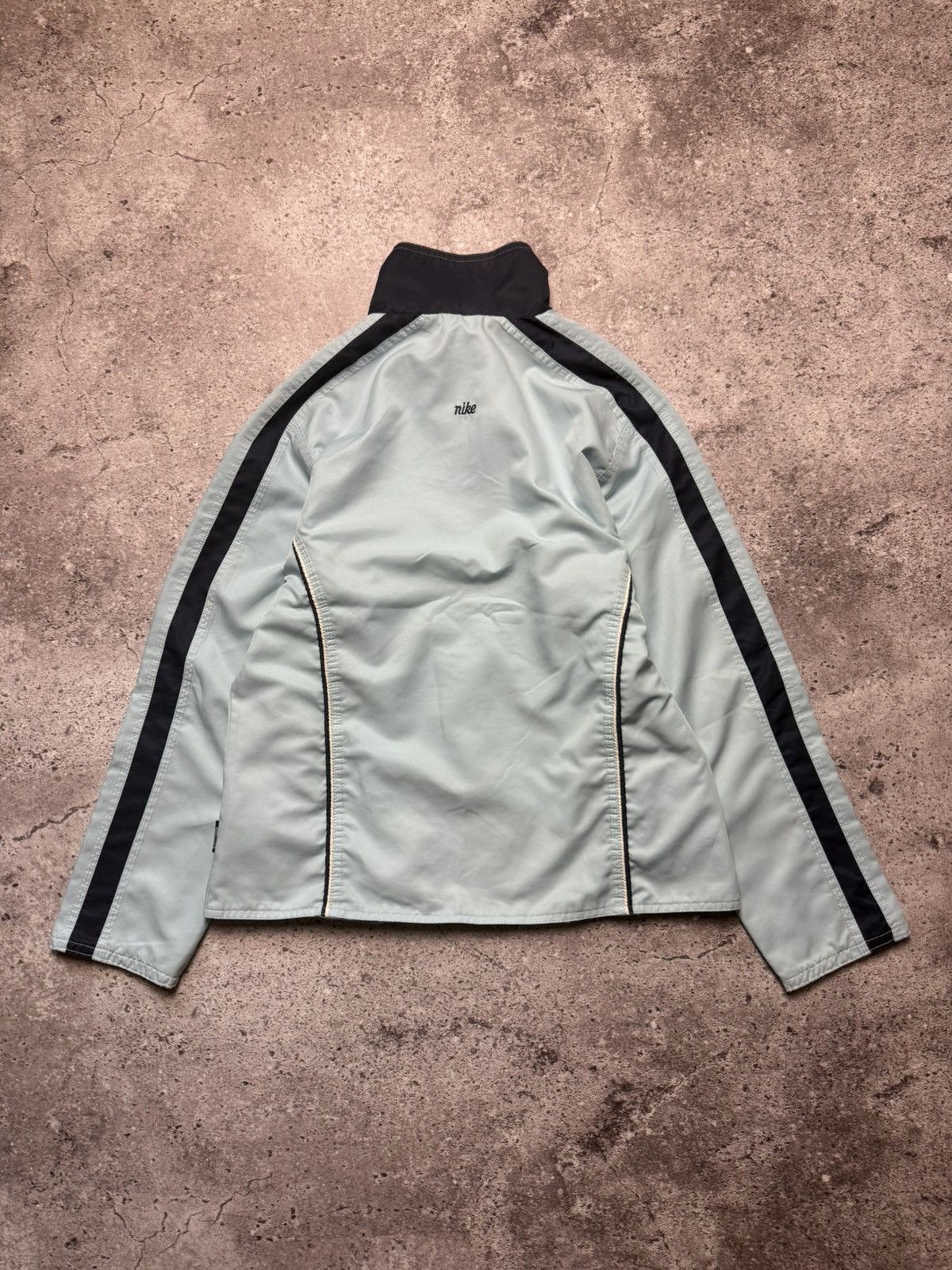 Nike Vintage Nike Nylon Jacket 90s y2k Size US S / EU 44-46 / 1 - 3 Thumbnail