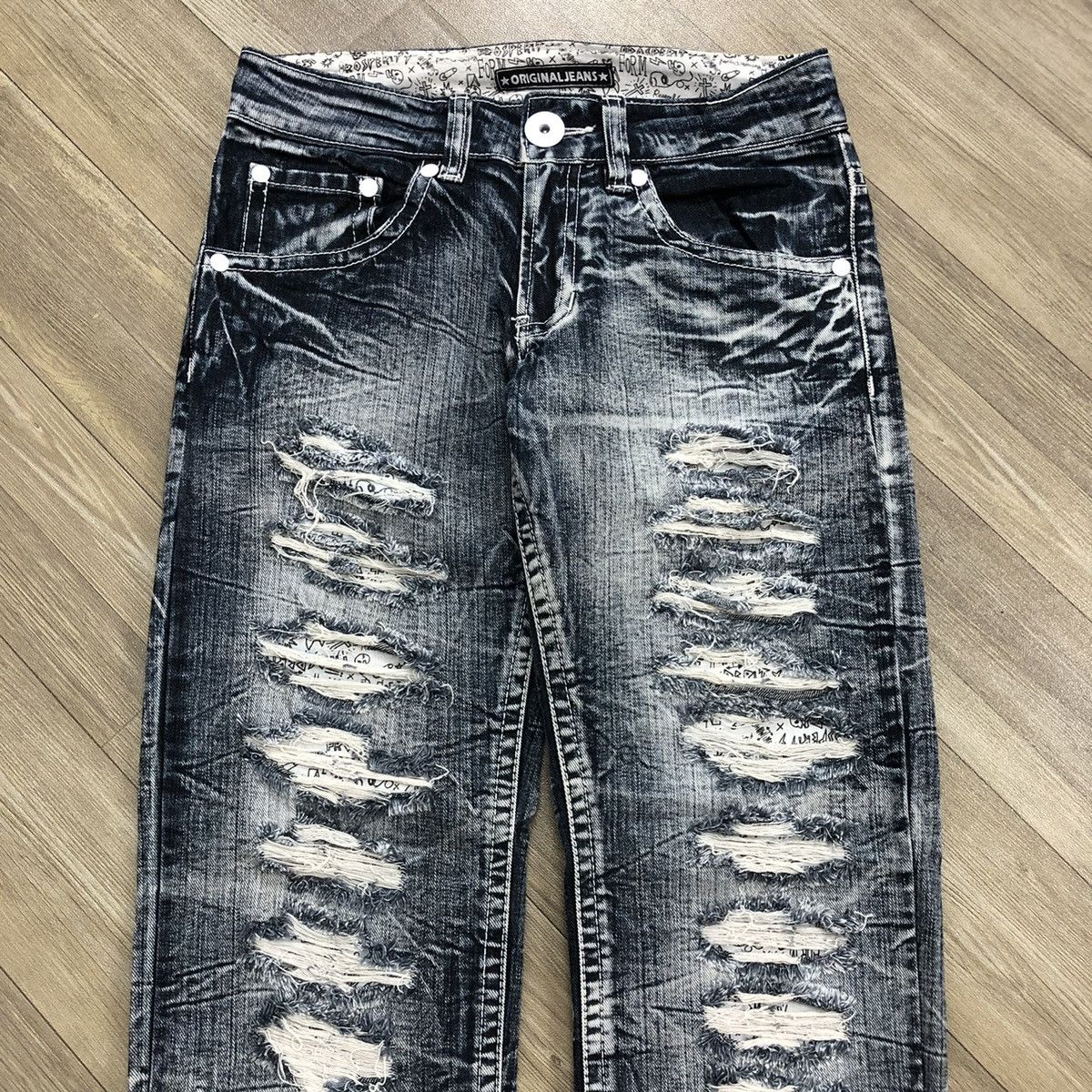 If Six Was Nine × Japanese Brand × Le Grande Bleu (L.G.B.) Crazy🔥 Y2K Original Jeans Distressed Faded Acid Wash Jeans Size US 28 / EU 44 - 3 Thumbnail