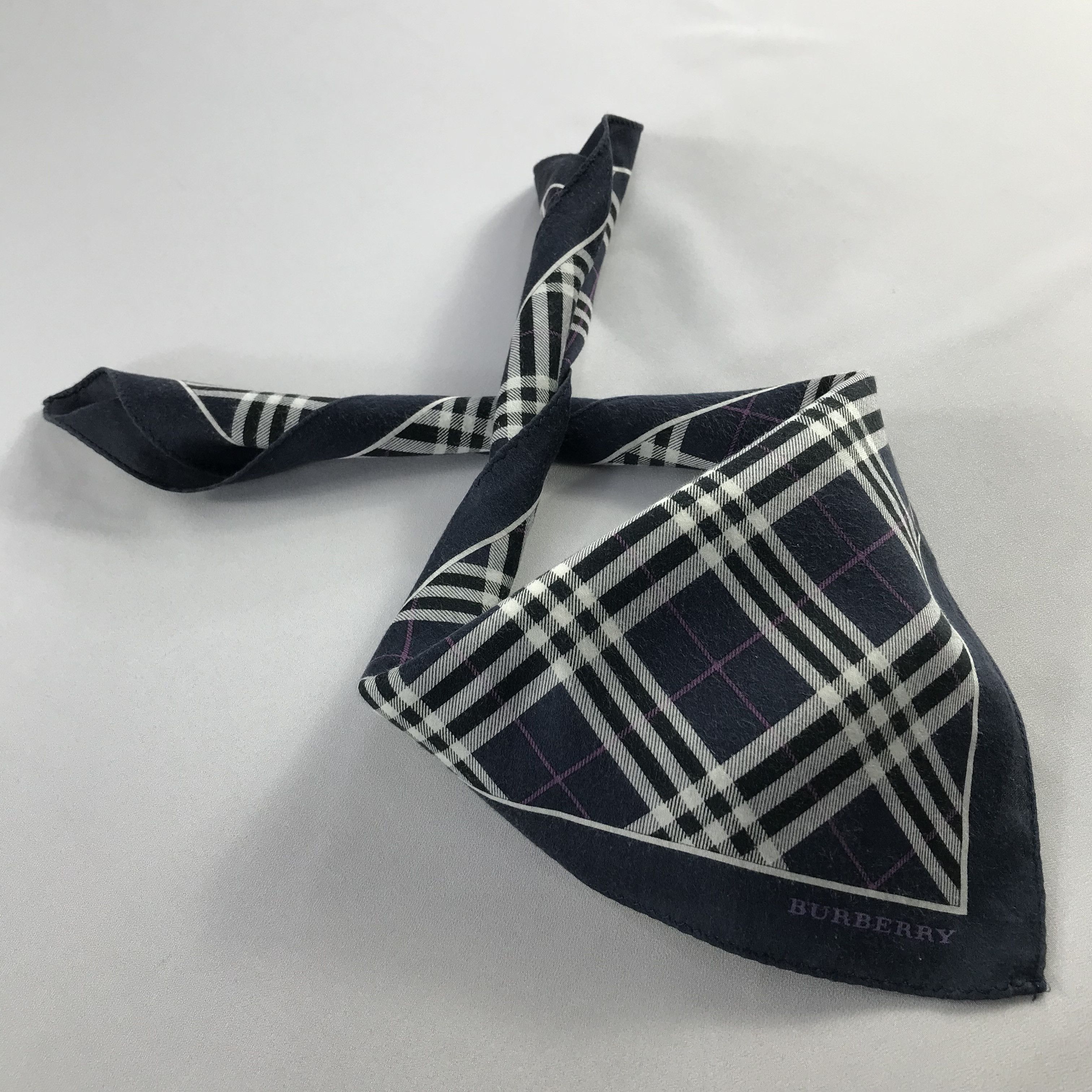 Burberry Burberry Handkerchief / Bandana / Neckerchief C787 Size ONE SIZE - 2 Thumbnail
