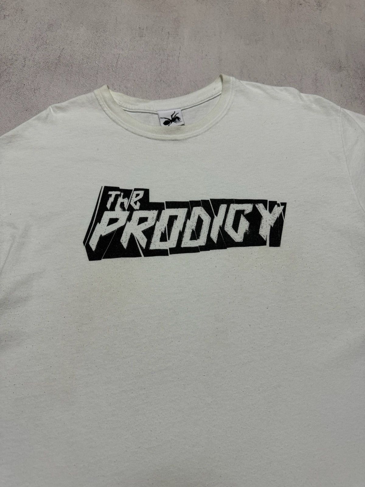 Band Tees Vintage The Prodigy T Shirt Tee Rock Y2K Rare 90s Size US L / EU 52-54 / 3 - 4 Thumbnail