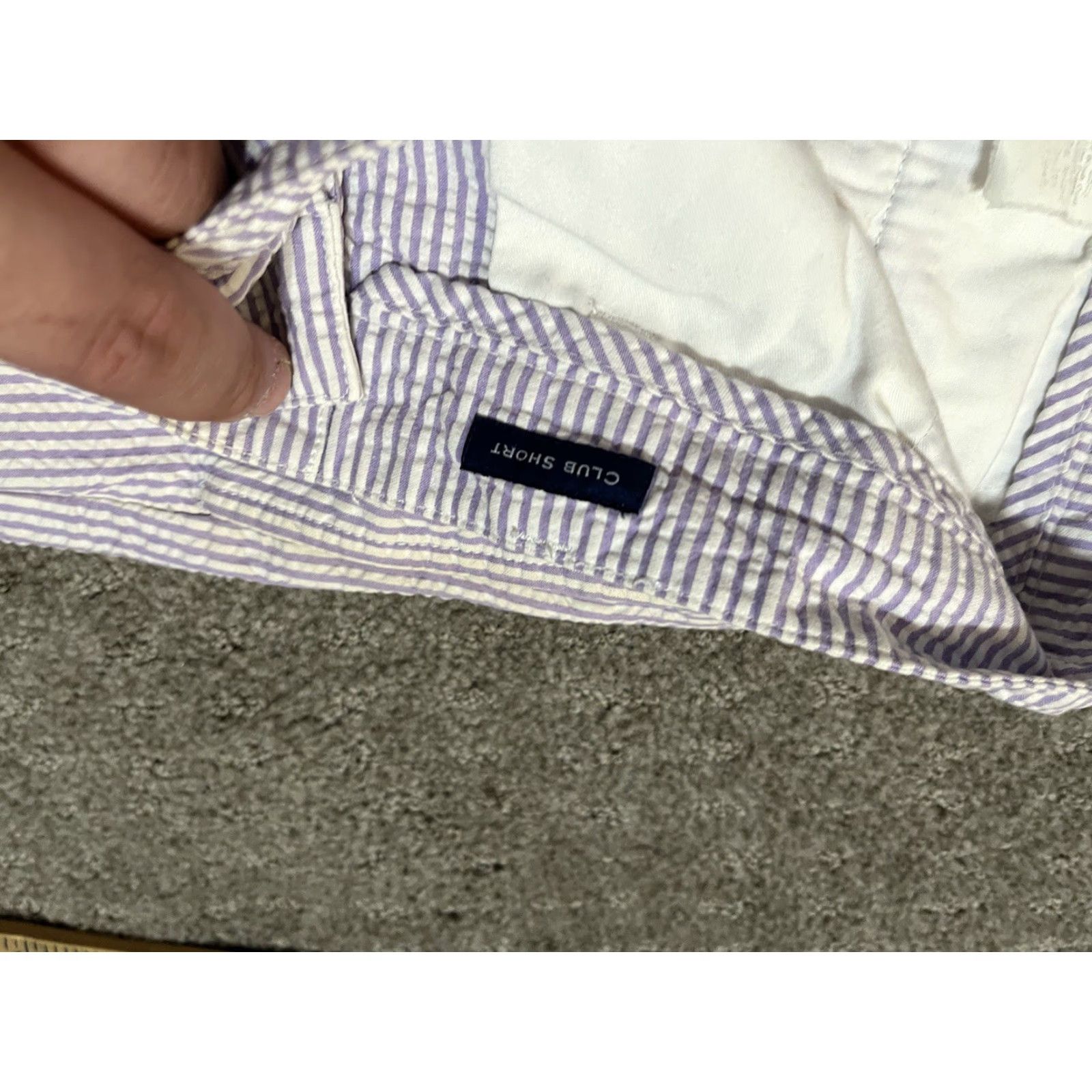 Vineyard Vines Vineyard Vines Mens Shorts 33 Lavender White Seersucker Flat Front Classic Chino Casual Vintage 90s Logo Mens Size US 33 - 4 Thumbnail