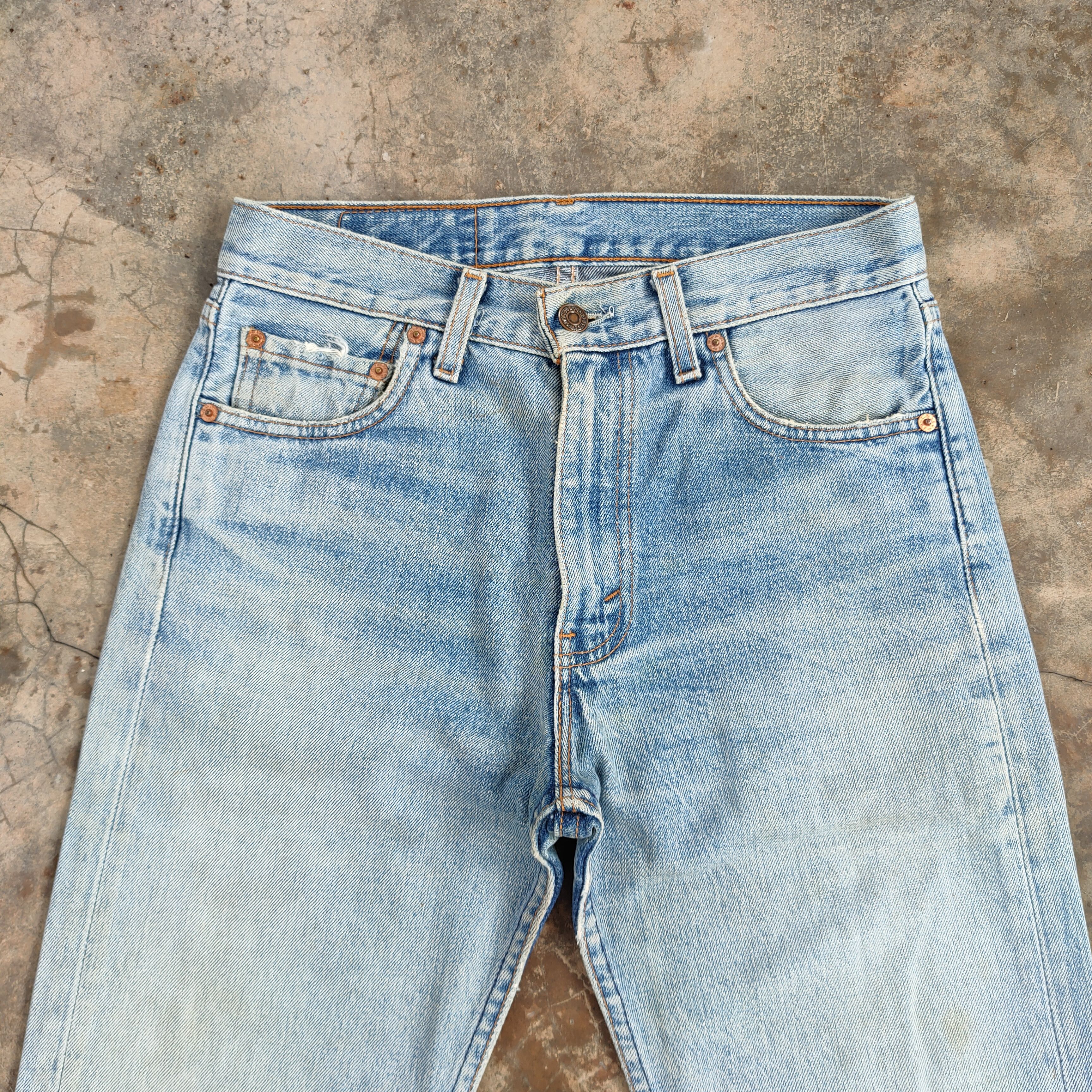 Levi's Vintage Clothing Vintage Levis 505 Faded Distressed denim jeans pants Size US 28 / EU 44 - 3 Thumbnail