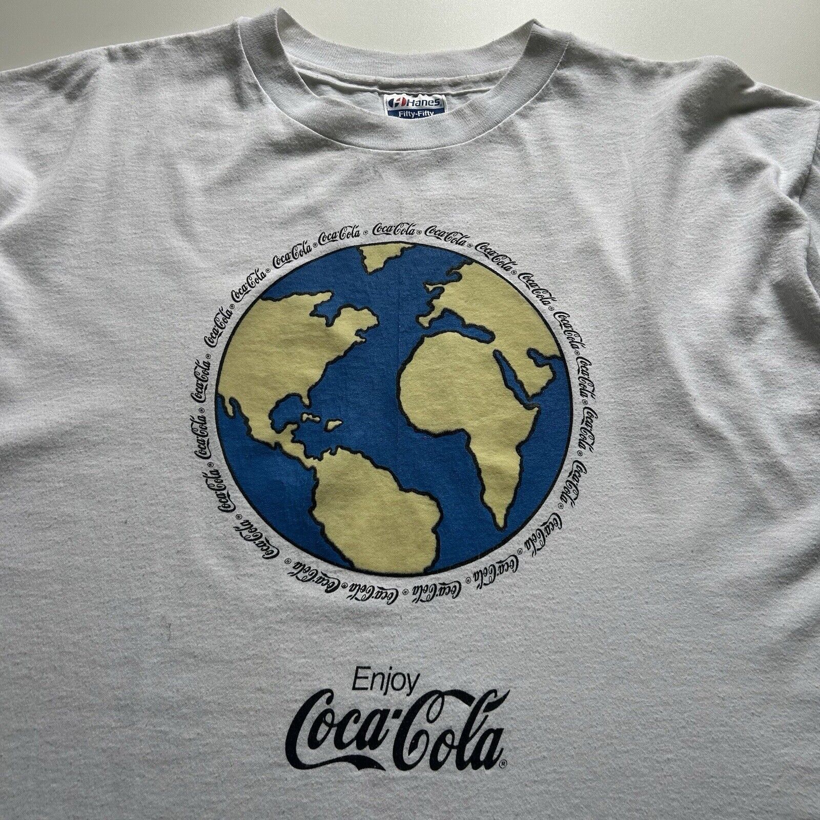 Coca Cola Vintage 90s Coca Cola Coke Earth Art T Shirt XL Made In USA Size US XL / EU 56 / 4 - 2 Thumbnail