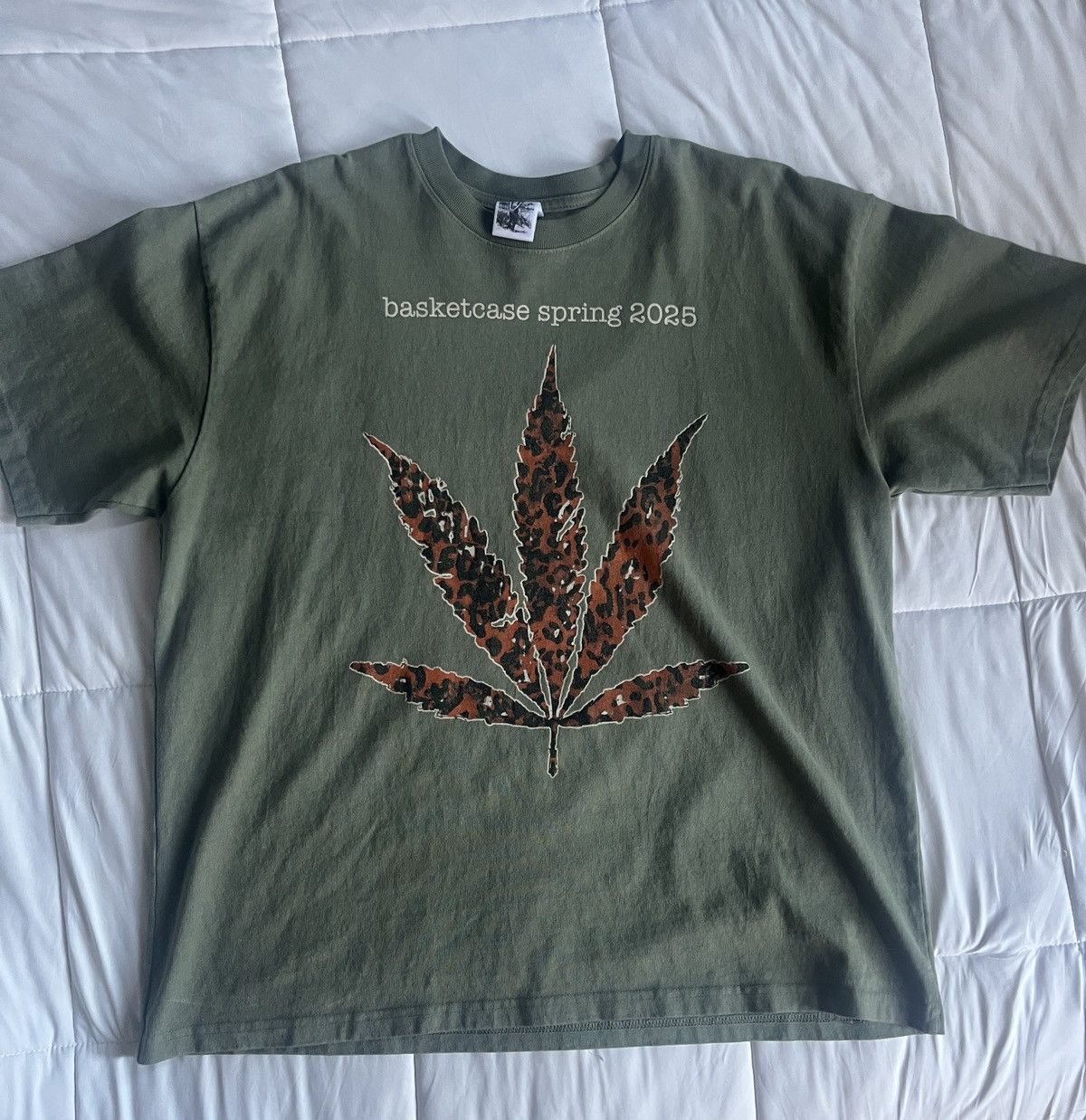 basketcase gallery Basketcase Gallery Spring 2025 Green Weed T Shirt Size US L / EU 52-54 / 3 - 1 Thumbnail