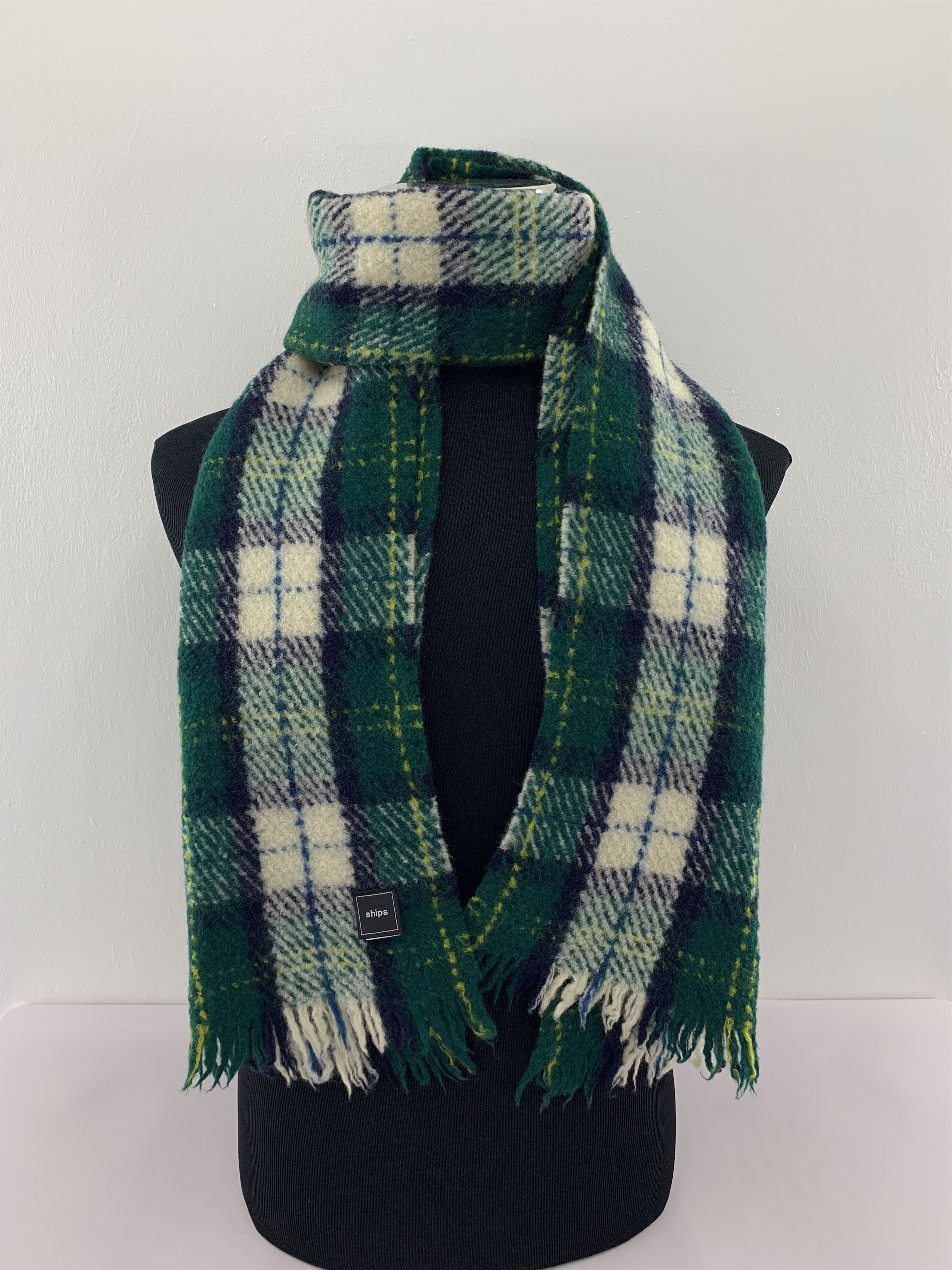 SHIPS Ships Scarf Wool Muffler Neck Wrap BL4181 Size ONE SIZE - 1 Thumbnail