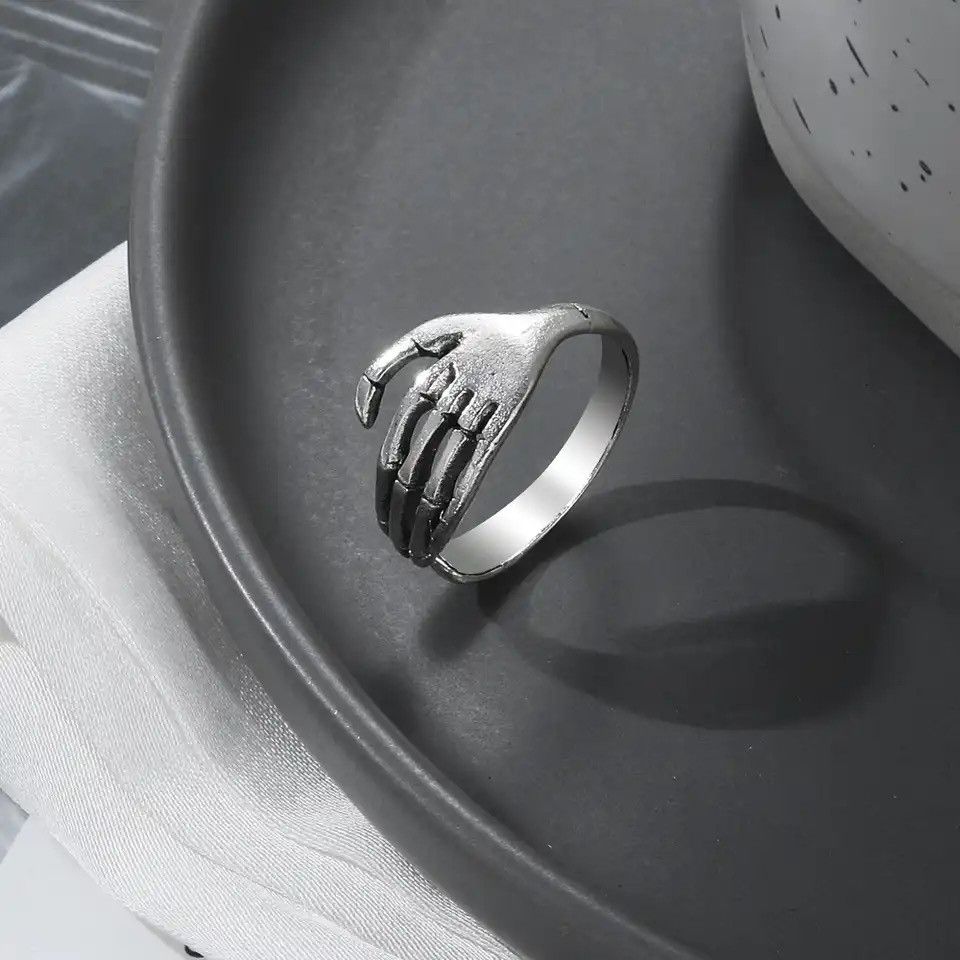 Jewelry × Vintage Men Jewelry Vintage Rock Vintage Creative Skeleton Hand Ring Size ONE SIZE - 2 Thumbnail