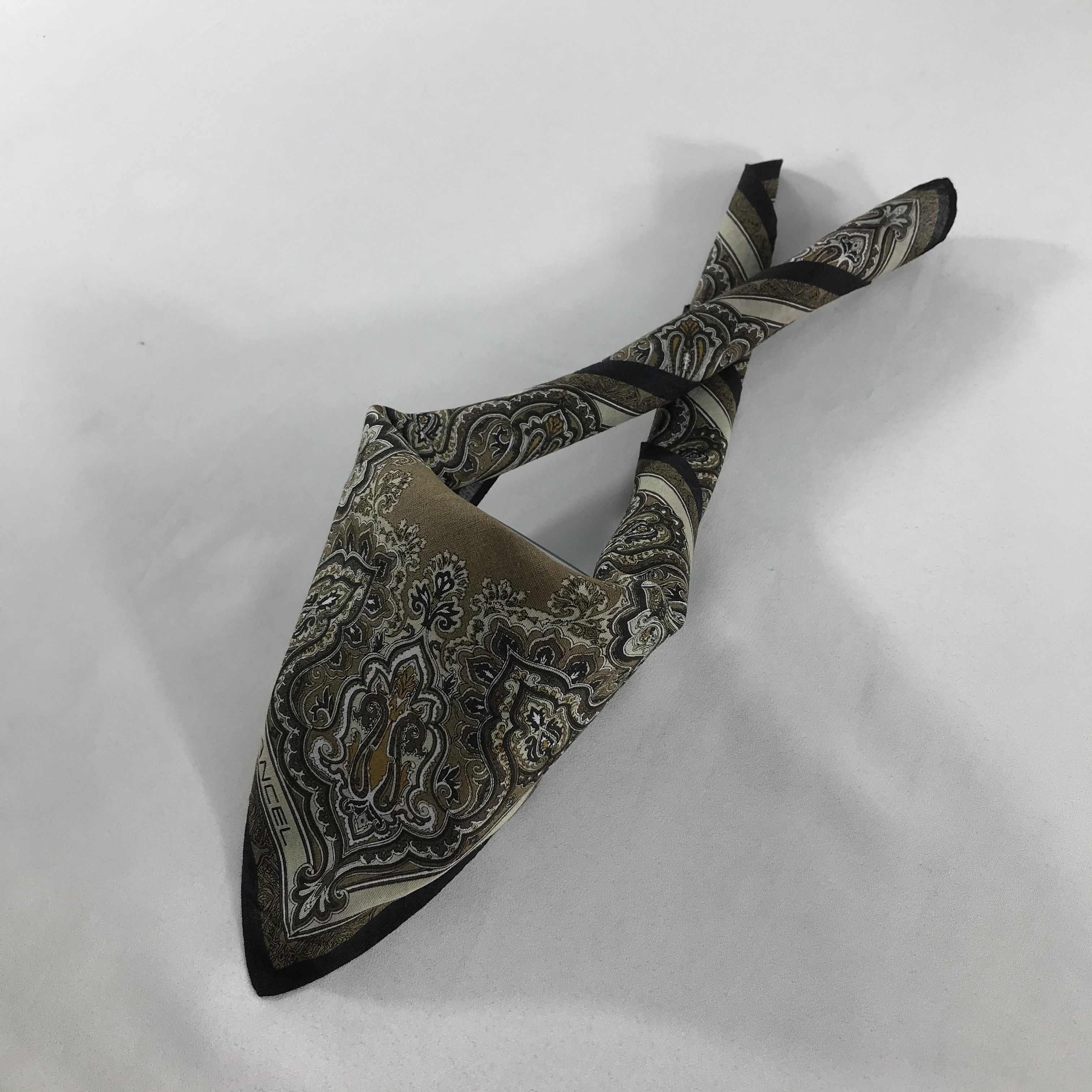 Lancel Lancel Paisley Handkerchief Neckerchief Bandana H44 Size ONE SIZE - 3 Thumbnail