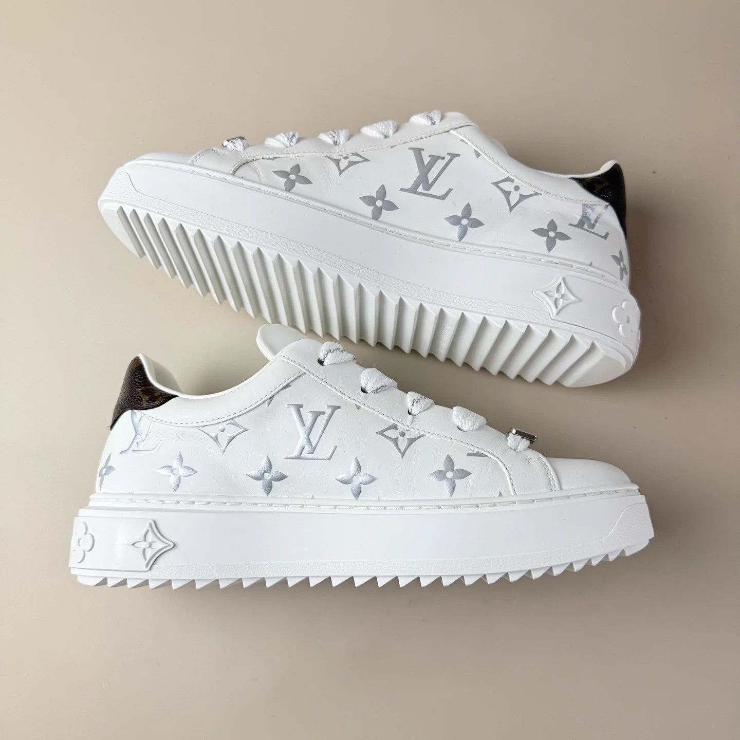 Louis Vuitton LV TimeOut Silver Monogram Platform EUR 36.5 99 New Size US 5.5 / IT 35.5 - 6 Thumbnail