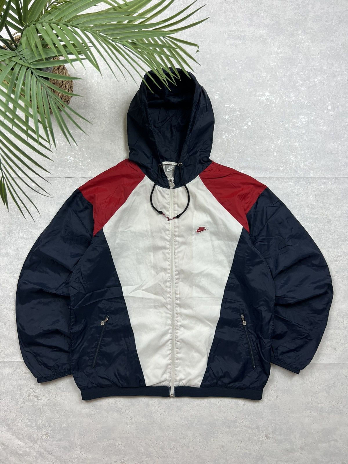 Nike 00s Nike Retro Logo Vintage Y2K Oversized Hooded Jacket Size US L / EU 52-54 / 3 - 1 Thumbnail